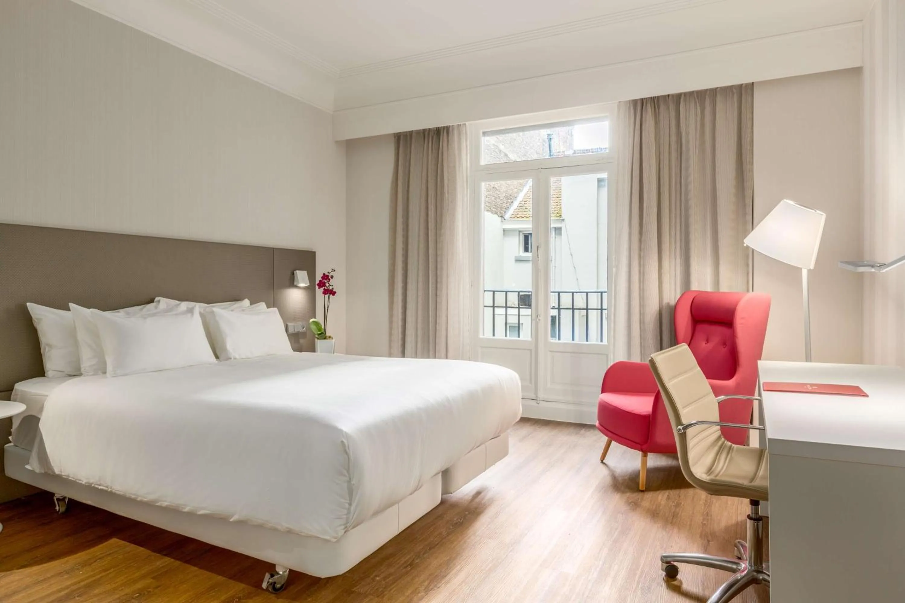 Superior Double or Twin Room in NH Collection Brussels Centre