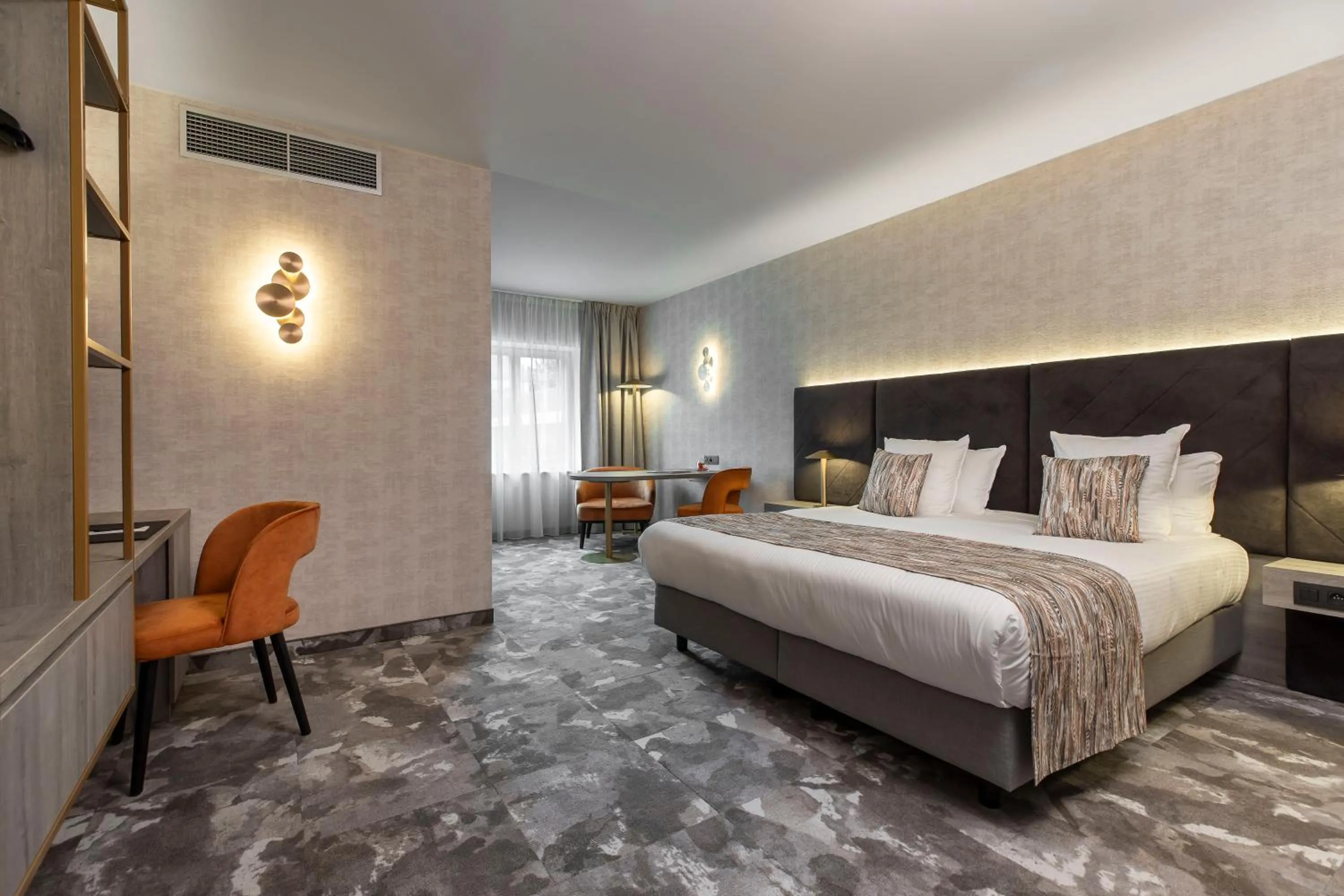 Standard Double or Twin Room in Van der Valk Waterloo