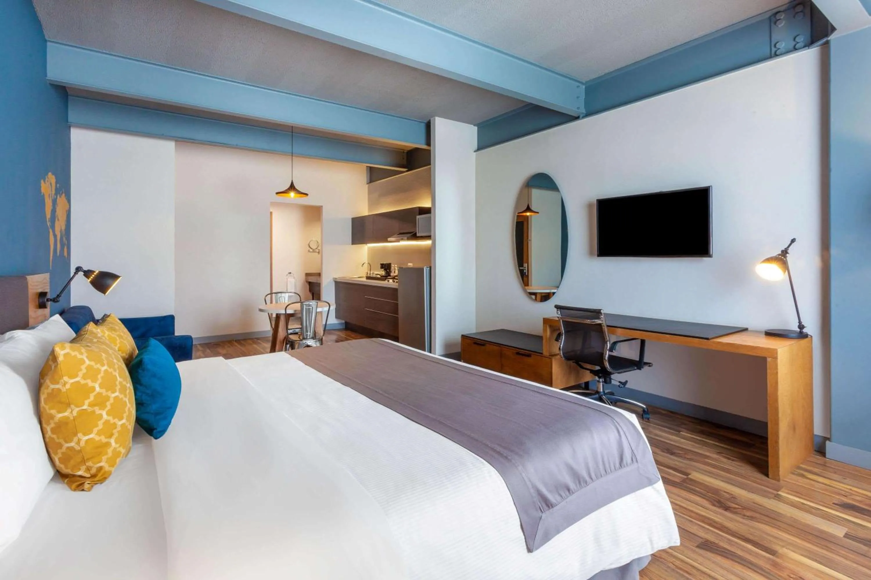 Loft King Room - single occupancy - Non-Smoking in TRYP by Wyndham San Luis Potosi Hotel & Suites