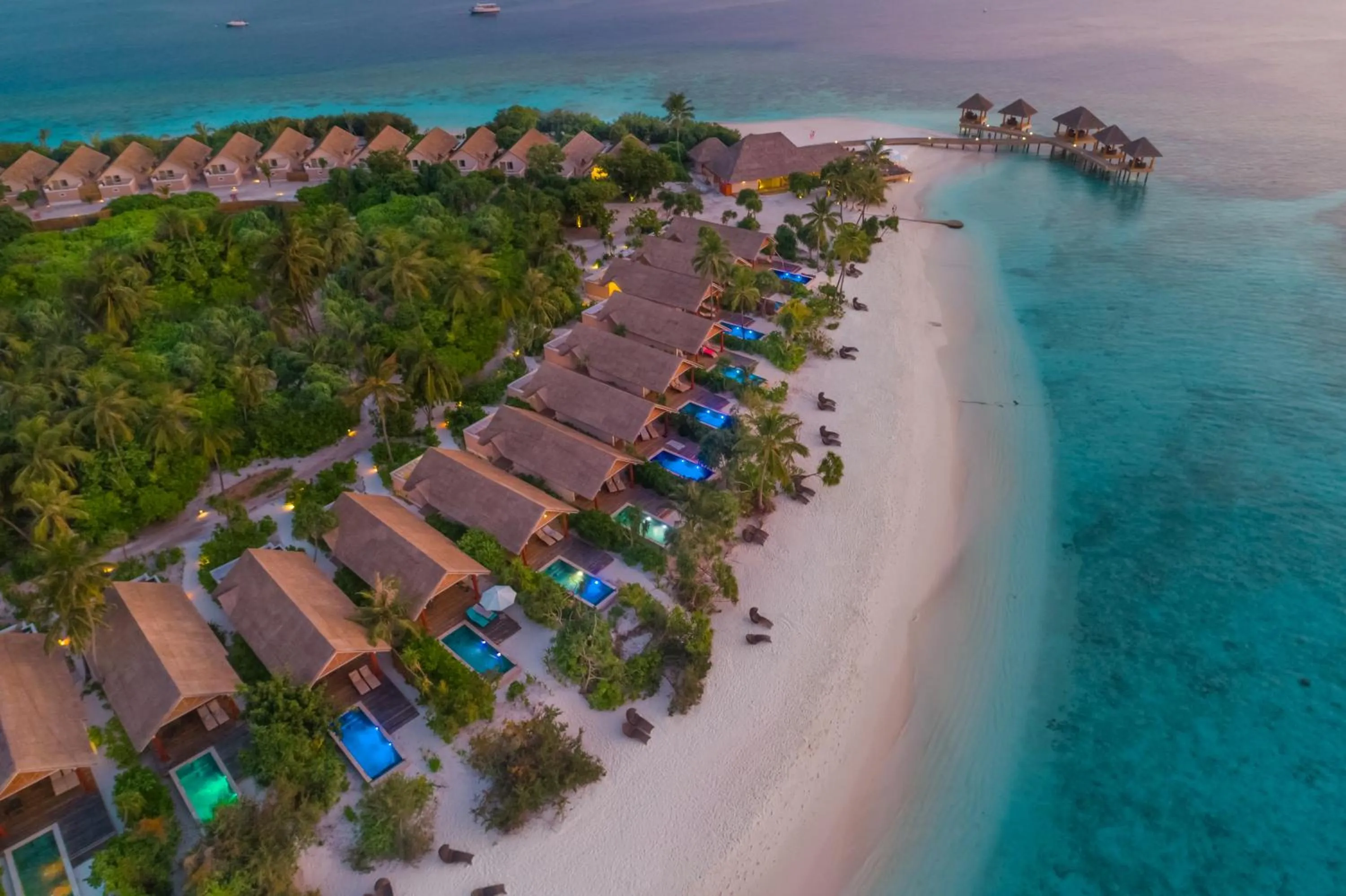Beach Villa with Pool in Kudafushi Resort & Spa