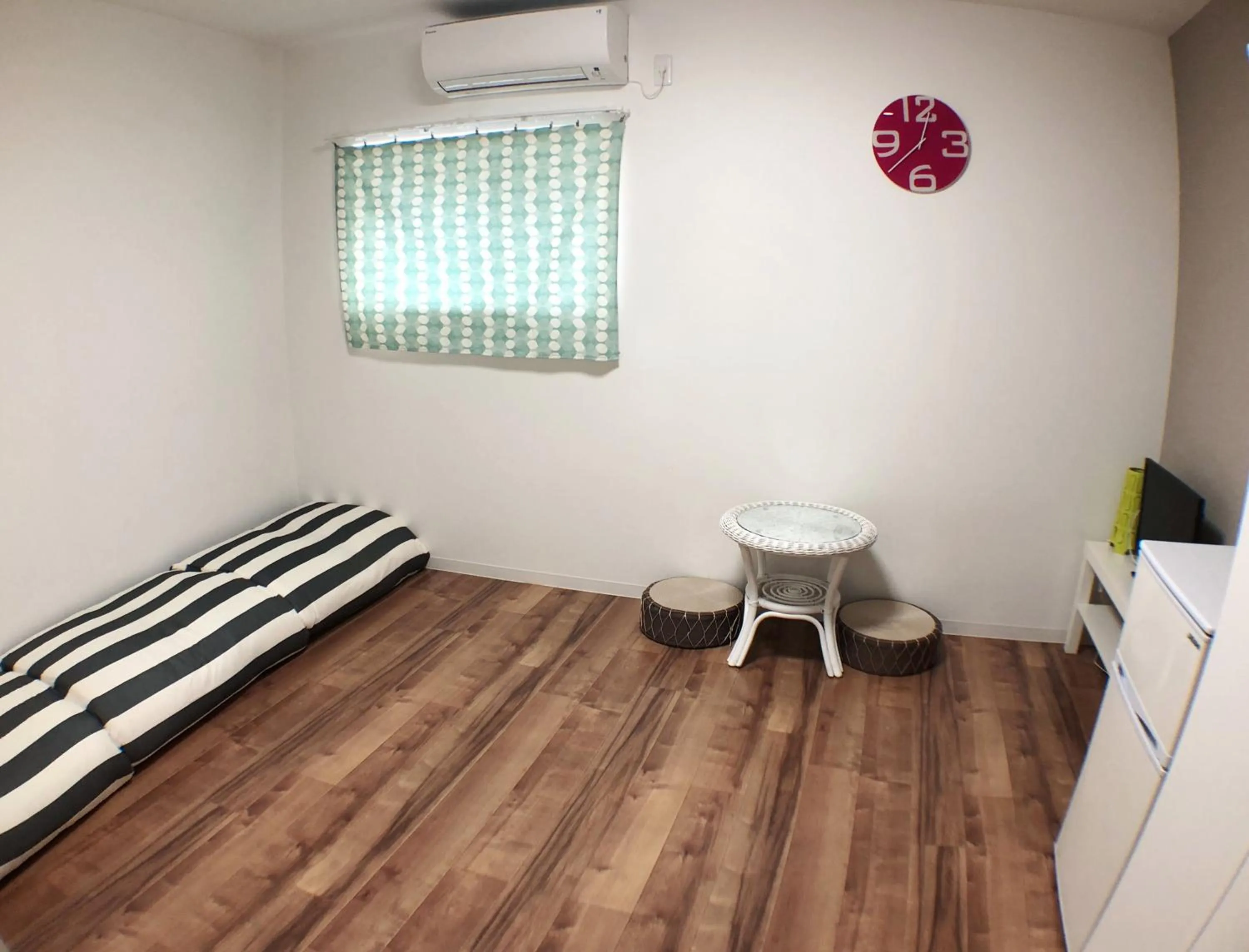 Triple Room with Private Bathroom in Osaka Tsuruhashitei Hotel Asahi group 大阪鶴橋亭ホテル