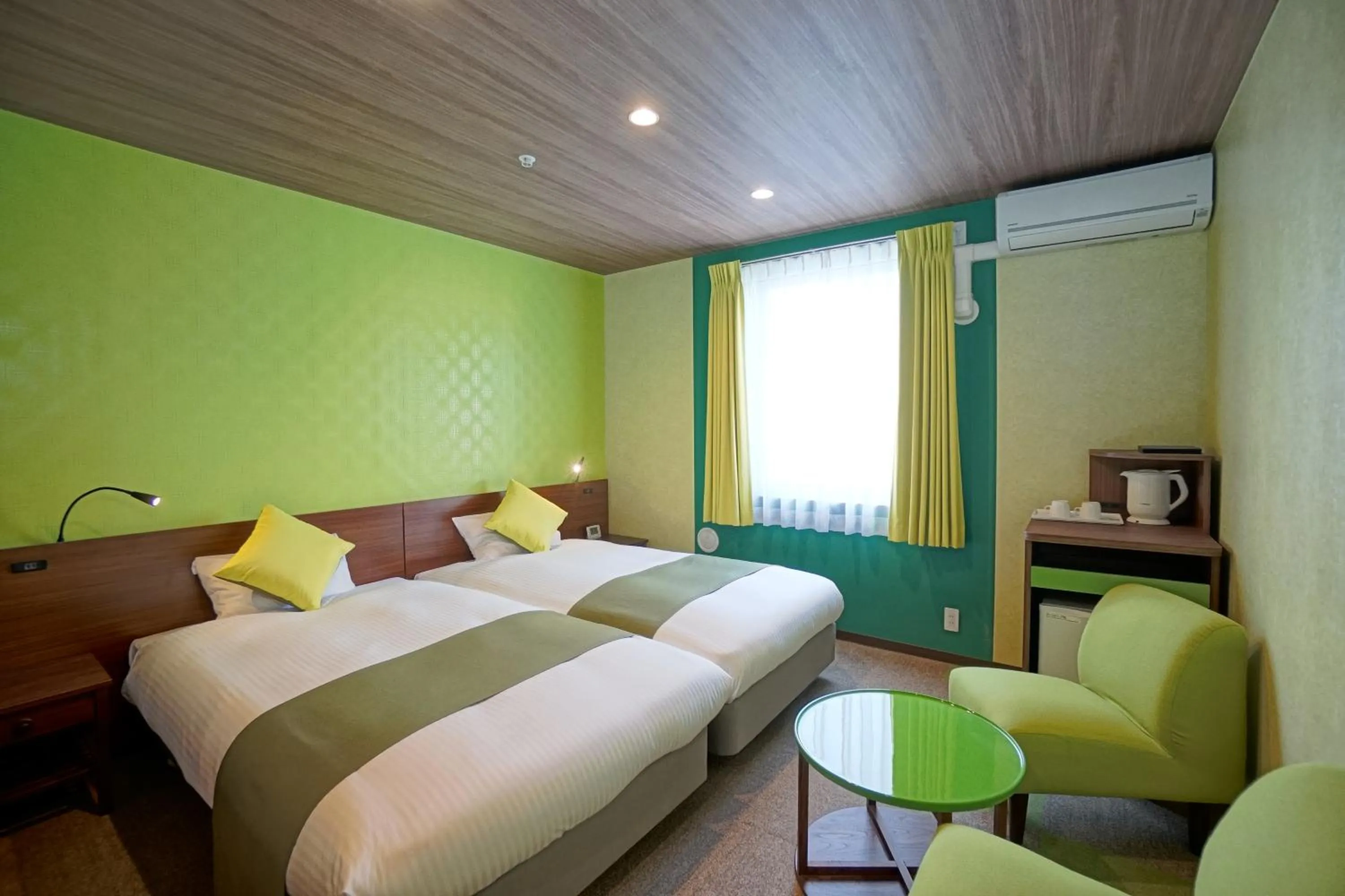 Standard Twin Room with Compact Bathroom in La'gent Hotel Tokyo Bay