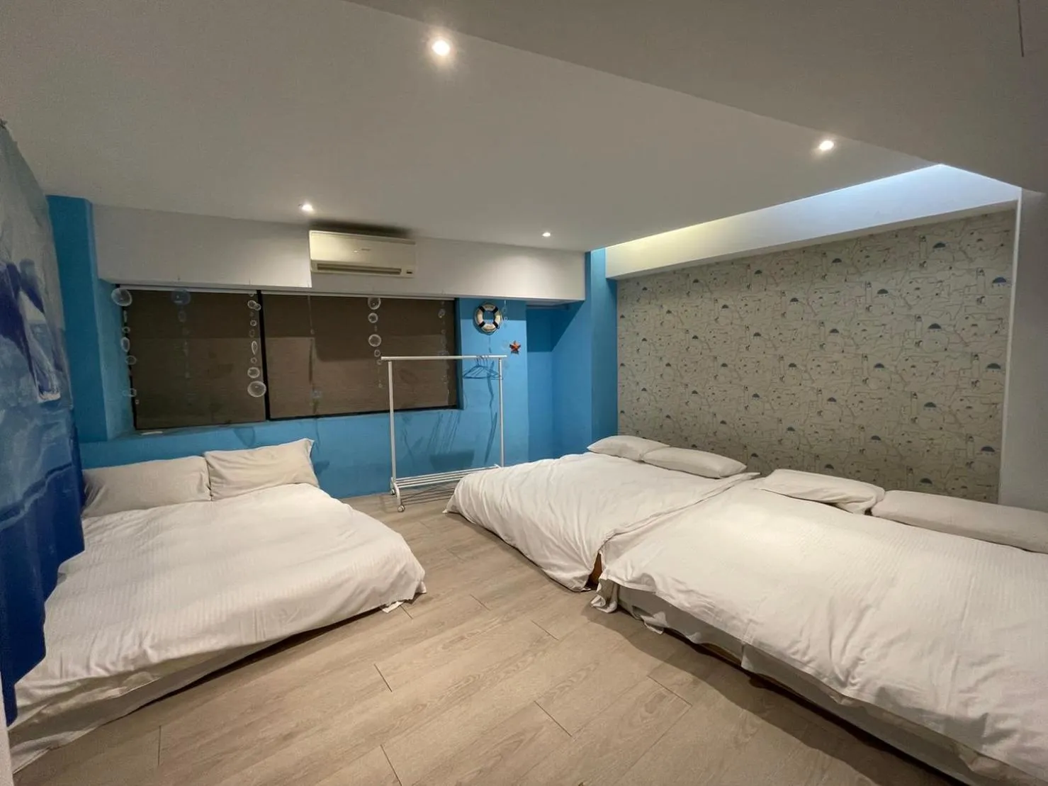 Family Suite in Honey Prince