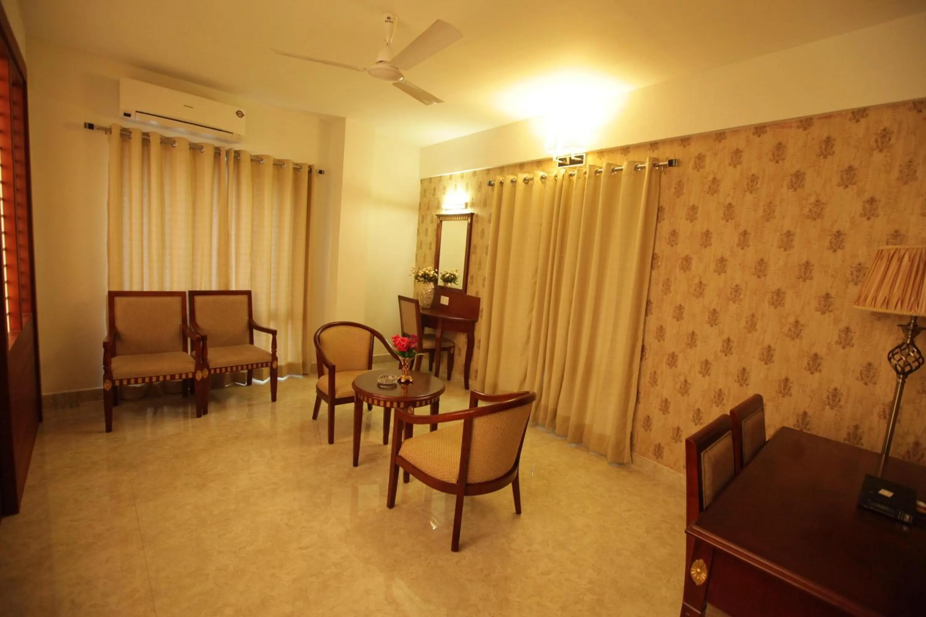 Suite - single occupancy in Grand Cascade Chennai