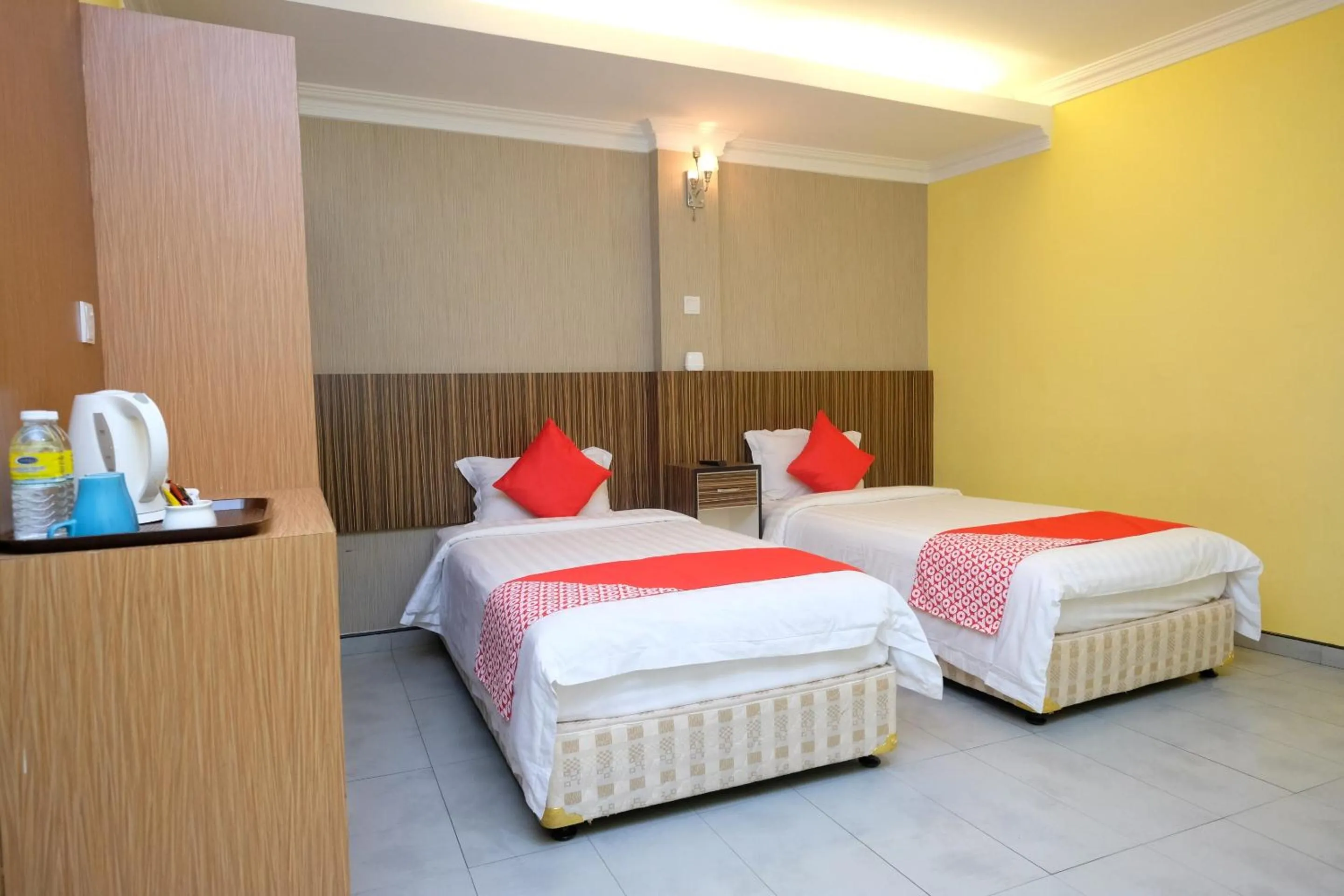 Deluxe Twin Room in Rayyan Soffea Hotel