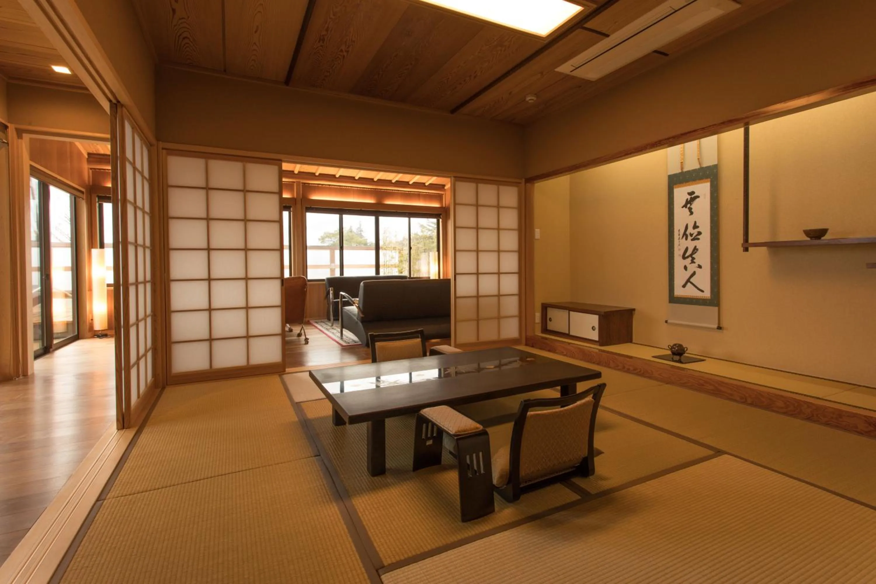 Premium Western-Style Room with Tatami Area with Indoor Bath and Open-Air Bath with Swimming Pool (Only Summer) - Take -	 in Kannawaen