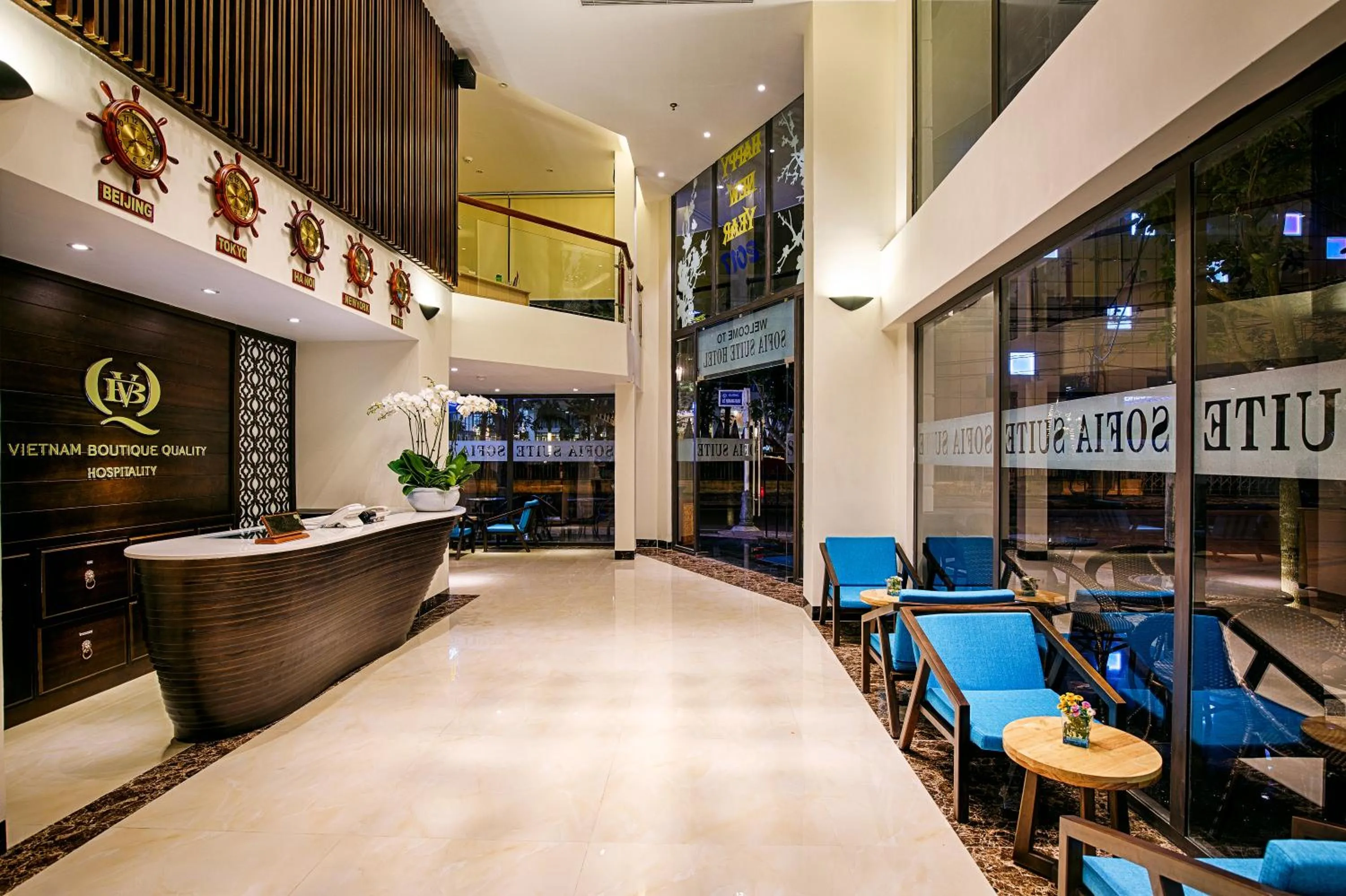 Lobby or reception in Sofia Suite Hotel & Spa Da Nang - Free 01 Draught Beer and 20-minute Spa per Room