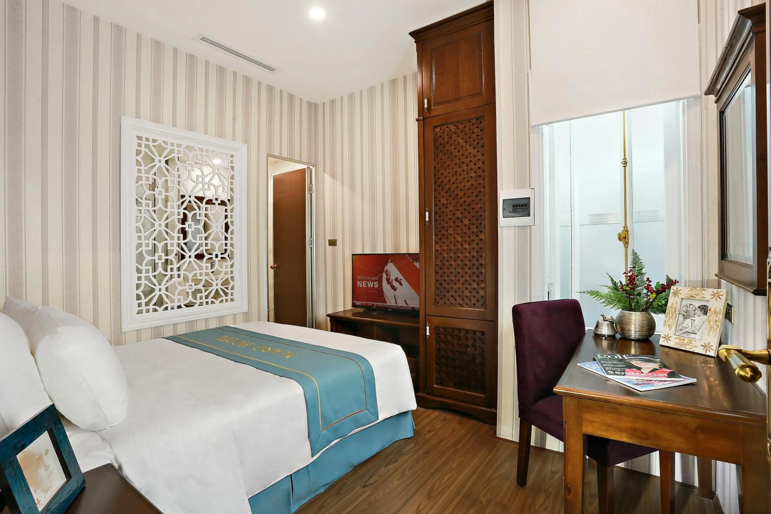 Deluxe Double Room in Maro Hotel