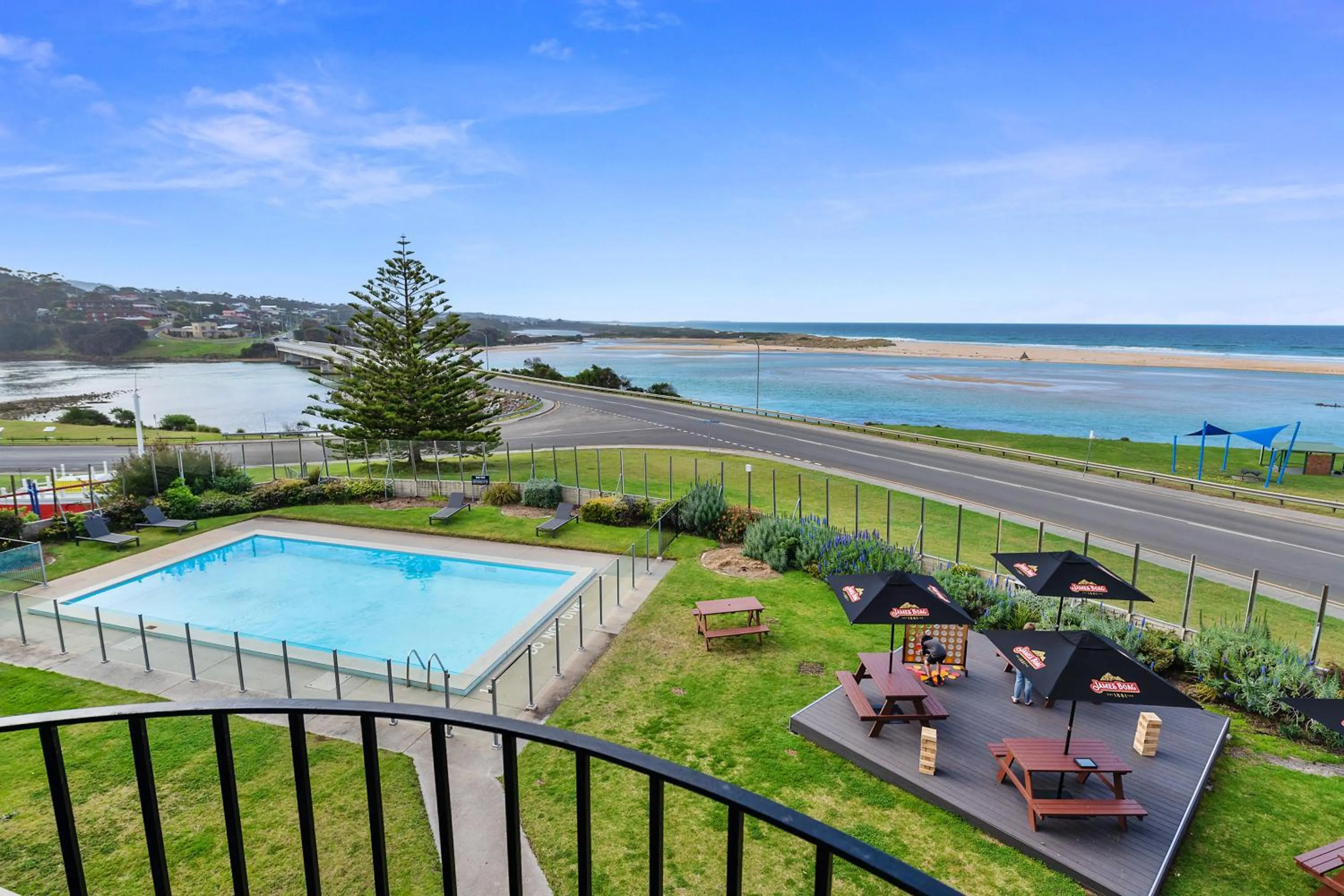 Balcony/Terrace in Scamander Beach Resort