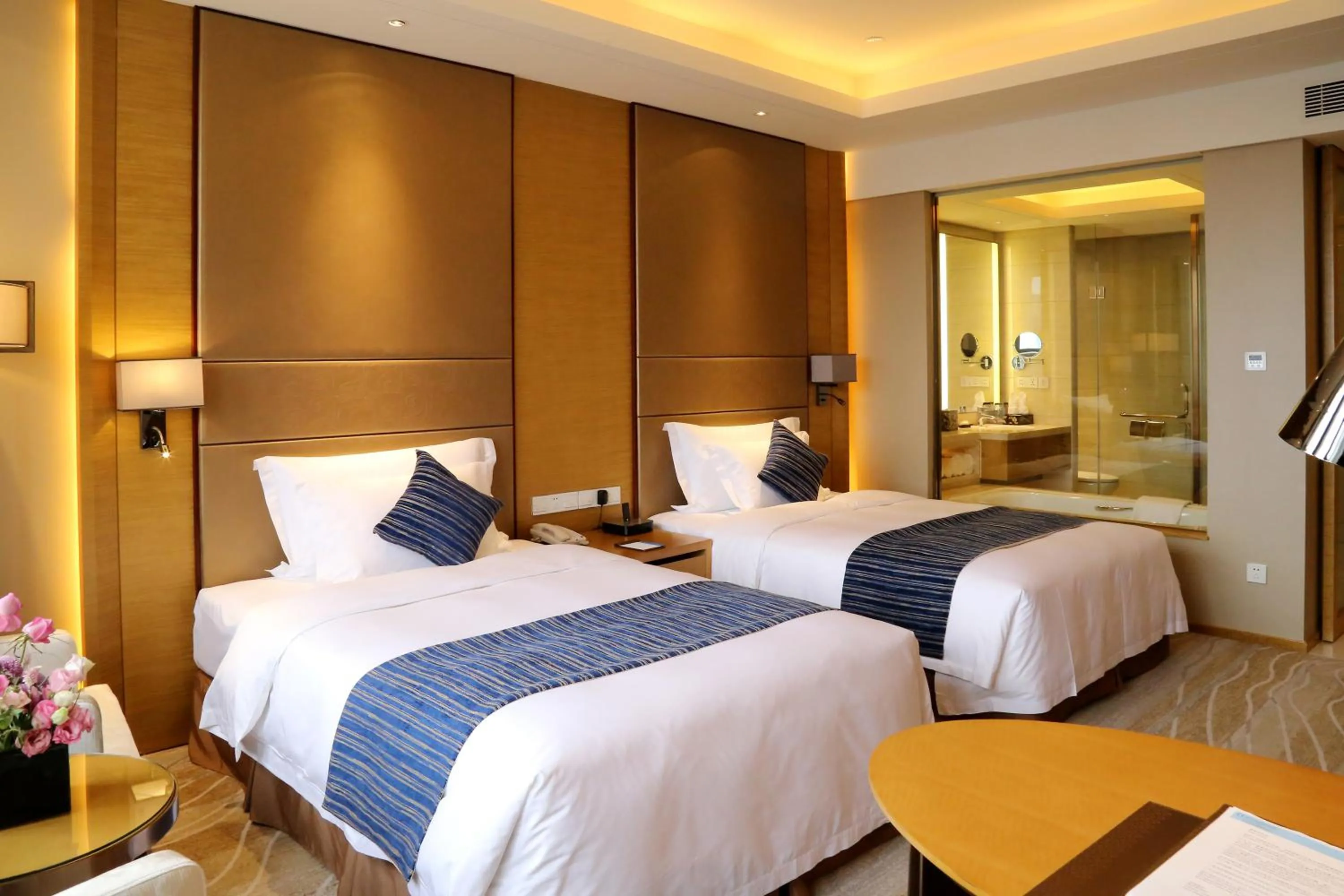 Premier Twin Room - Non-Smoking in Wyndham Jingzhou