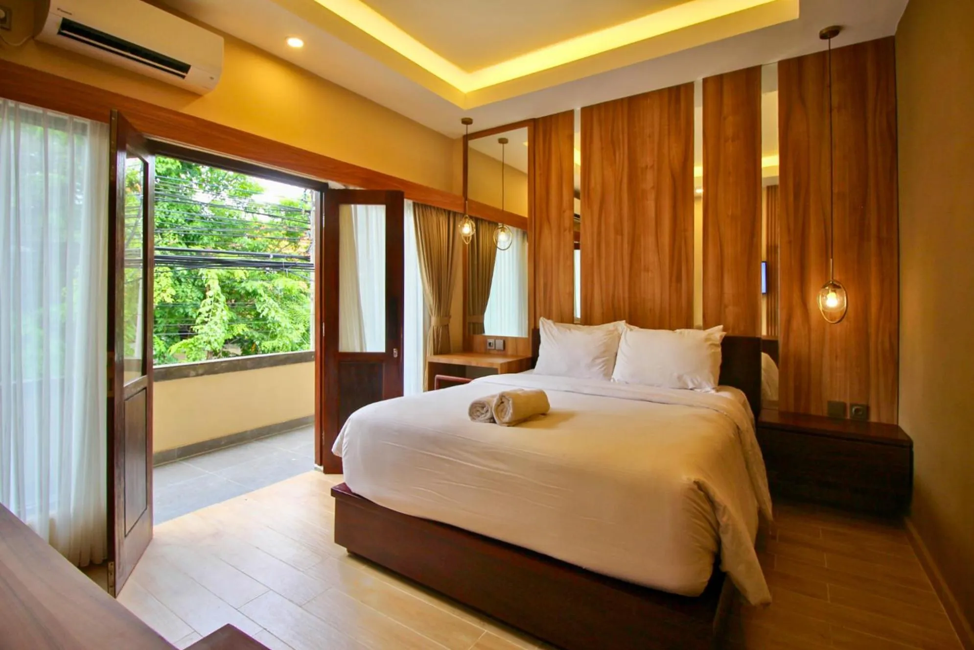 Premier Double Room in AB Hotel Kuta by AGATA