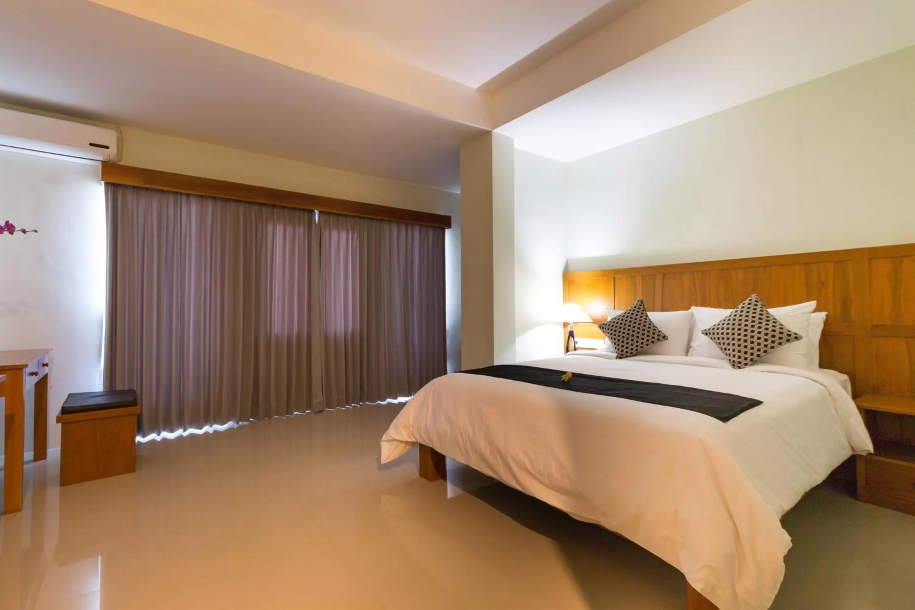 Deluxe Double or Twin Room with Balcony in AB Hotel Kuta by AGATA