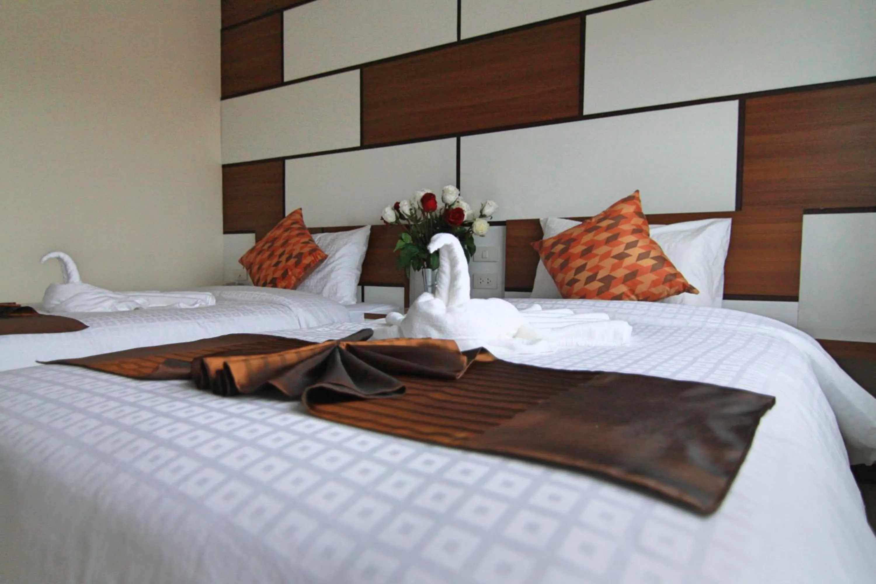 Twin Room with Private Bathroom in TTT Hotel