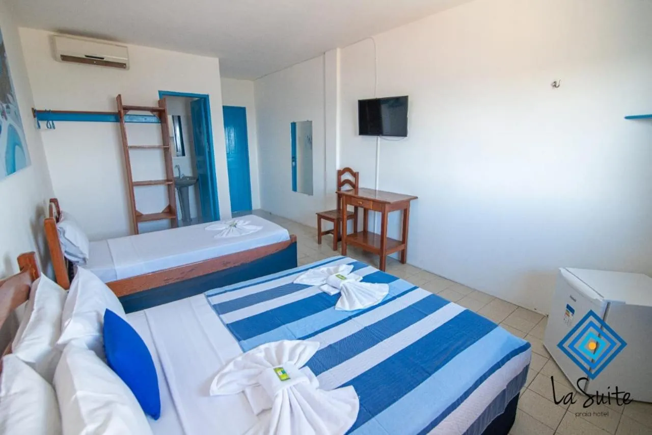 Deluxe Triple Room in La Suite Praia Hotel