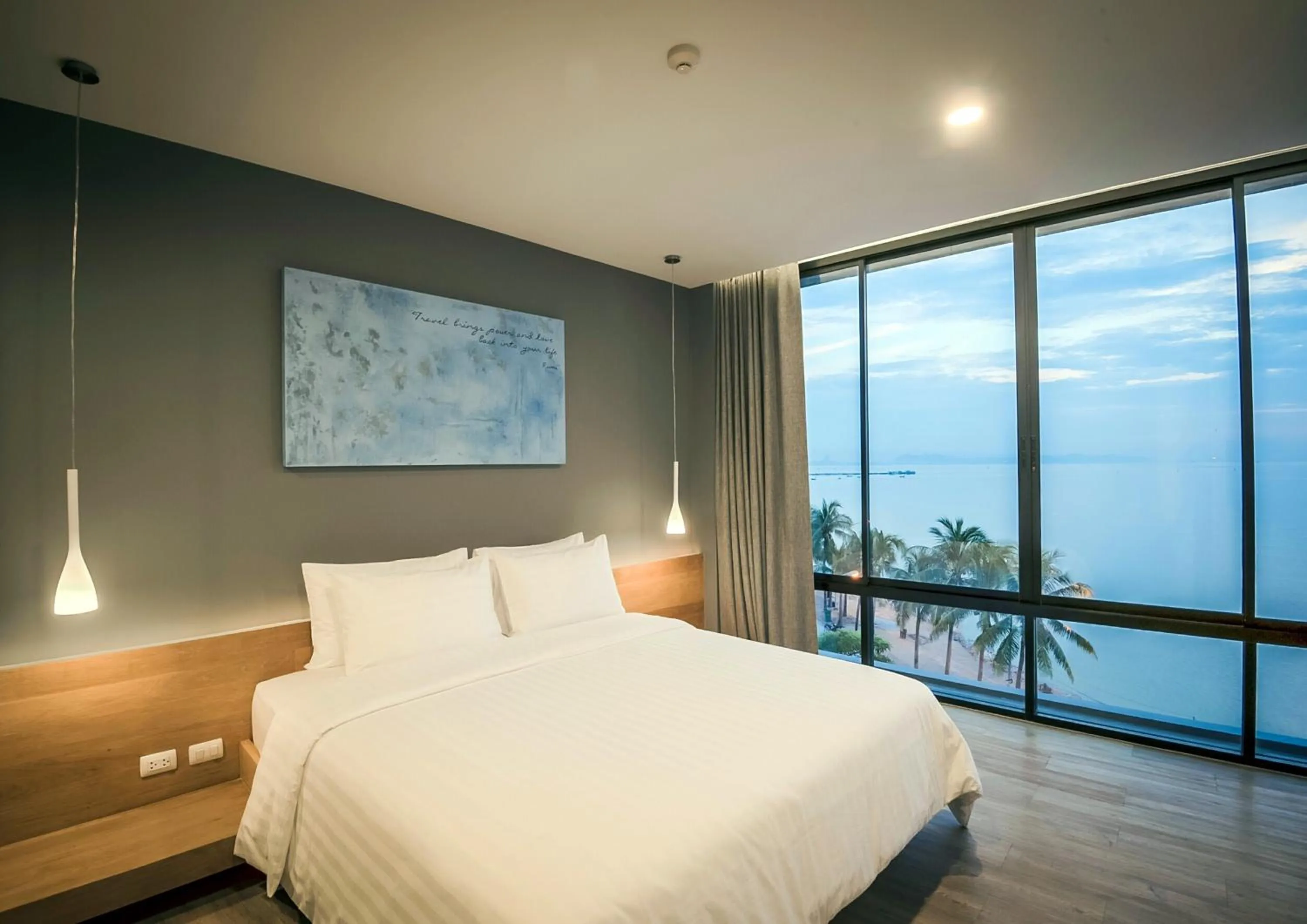 Double Room with Sea View in Kalm Bangsaen Hotel