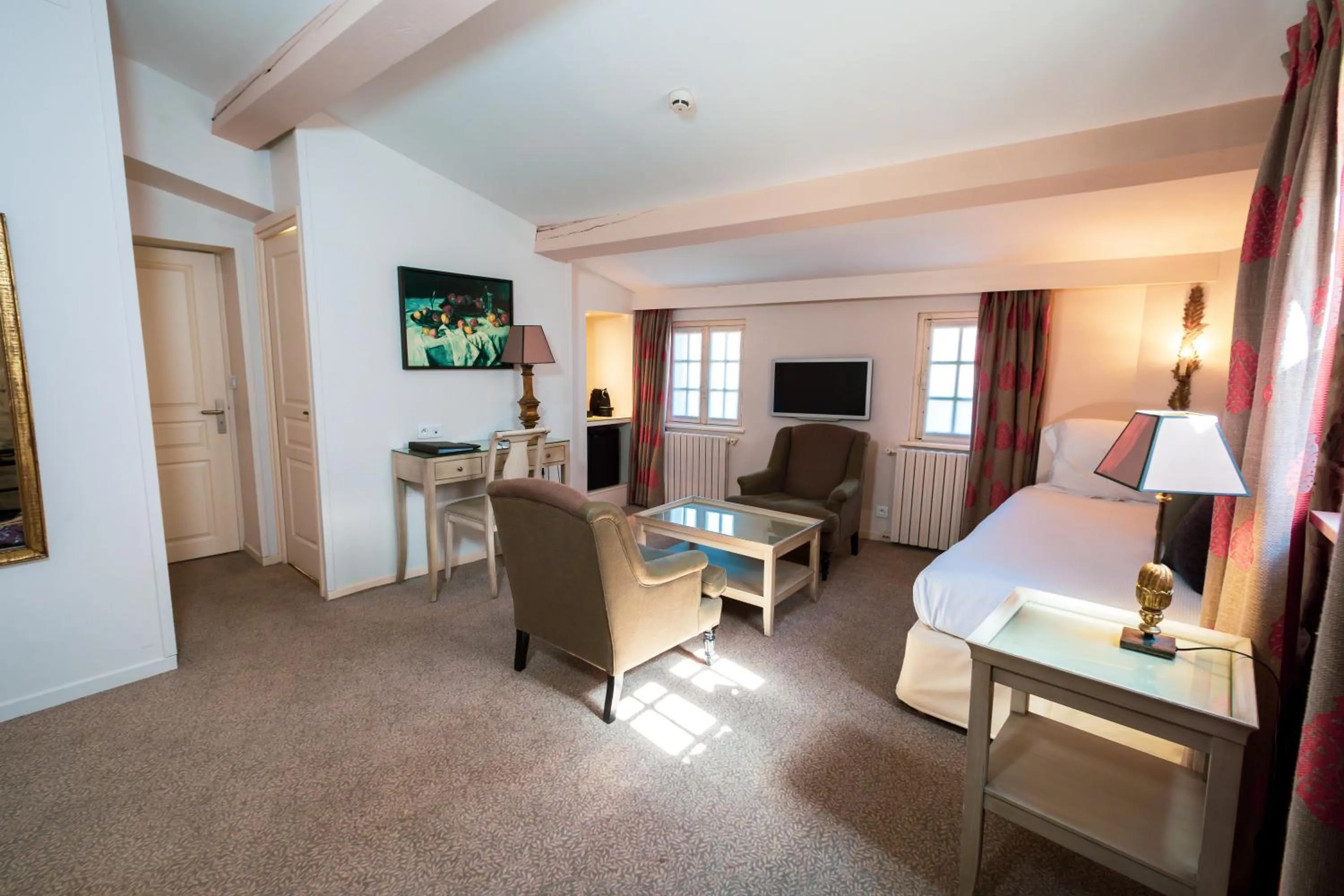 Suite in Hôtel Le Donjon - Cœur de La Cité Médiévale