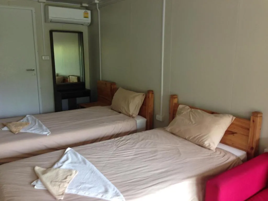 Twin Room in Check In and Chill Out