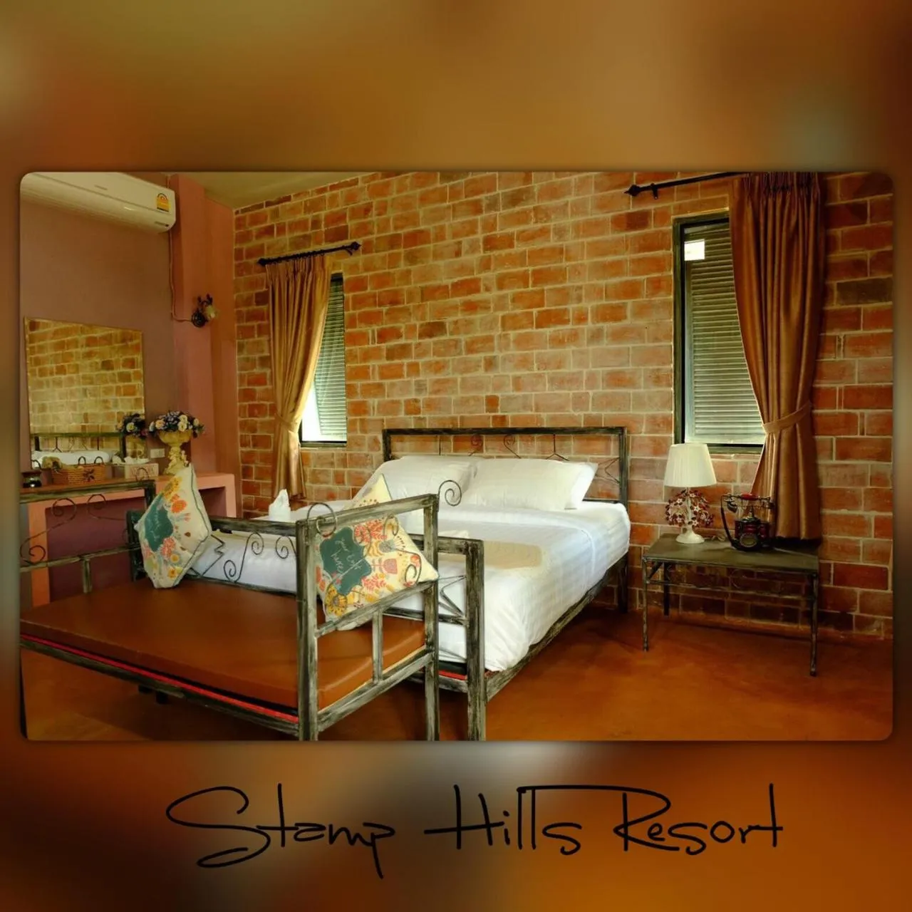 Deluxe Villa in Stamp Hills Resort