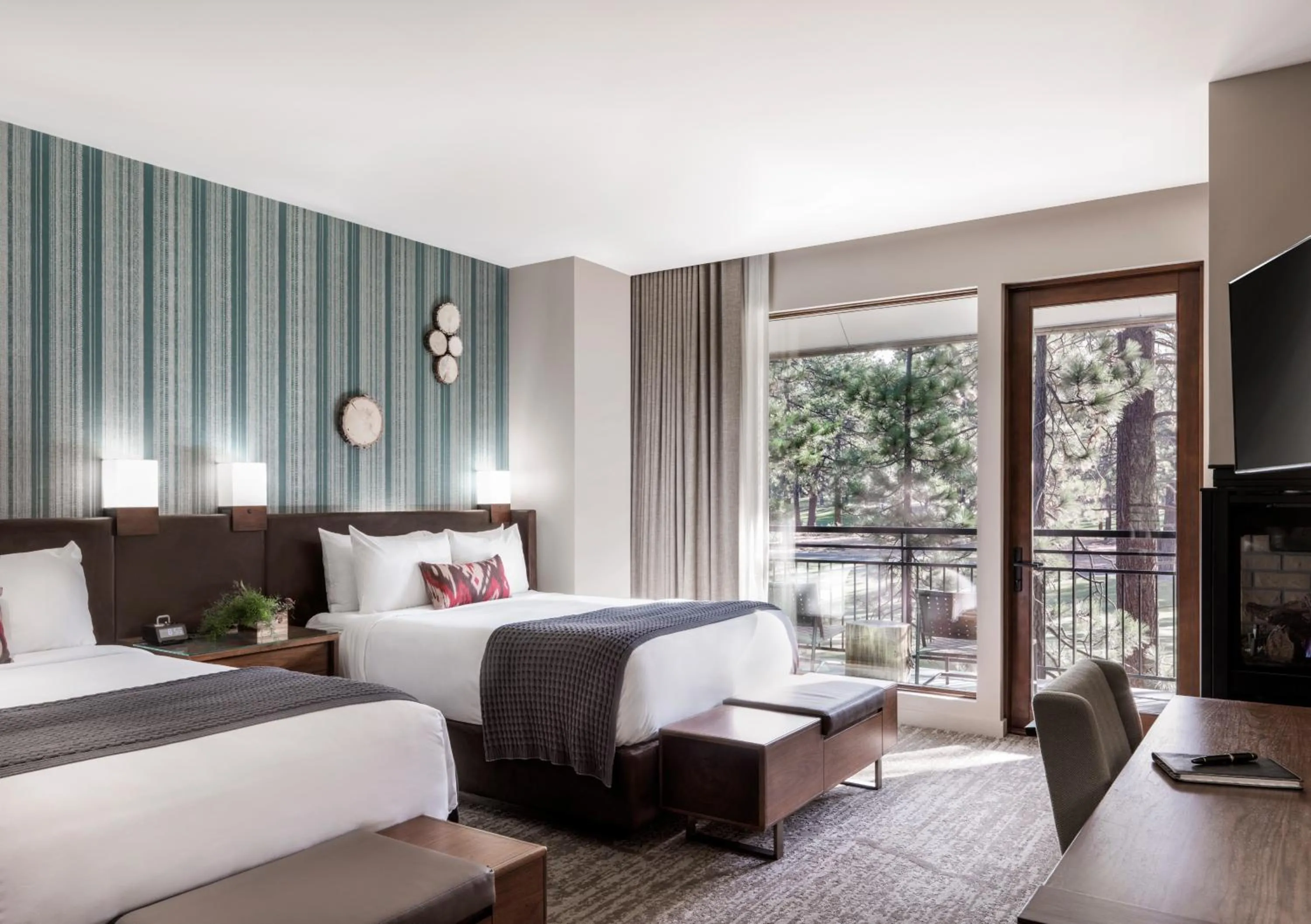 Deluxe Queen Room with Two Queen Beds in Edgewood Tahoe Resort