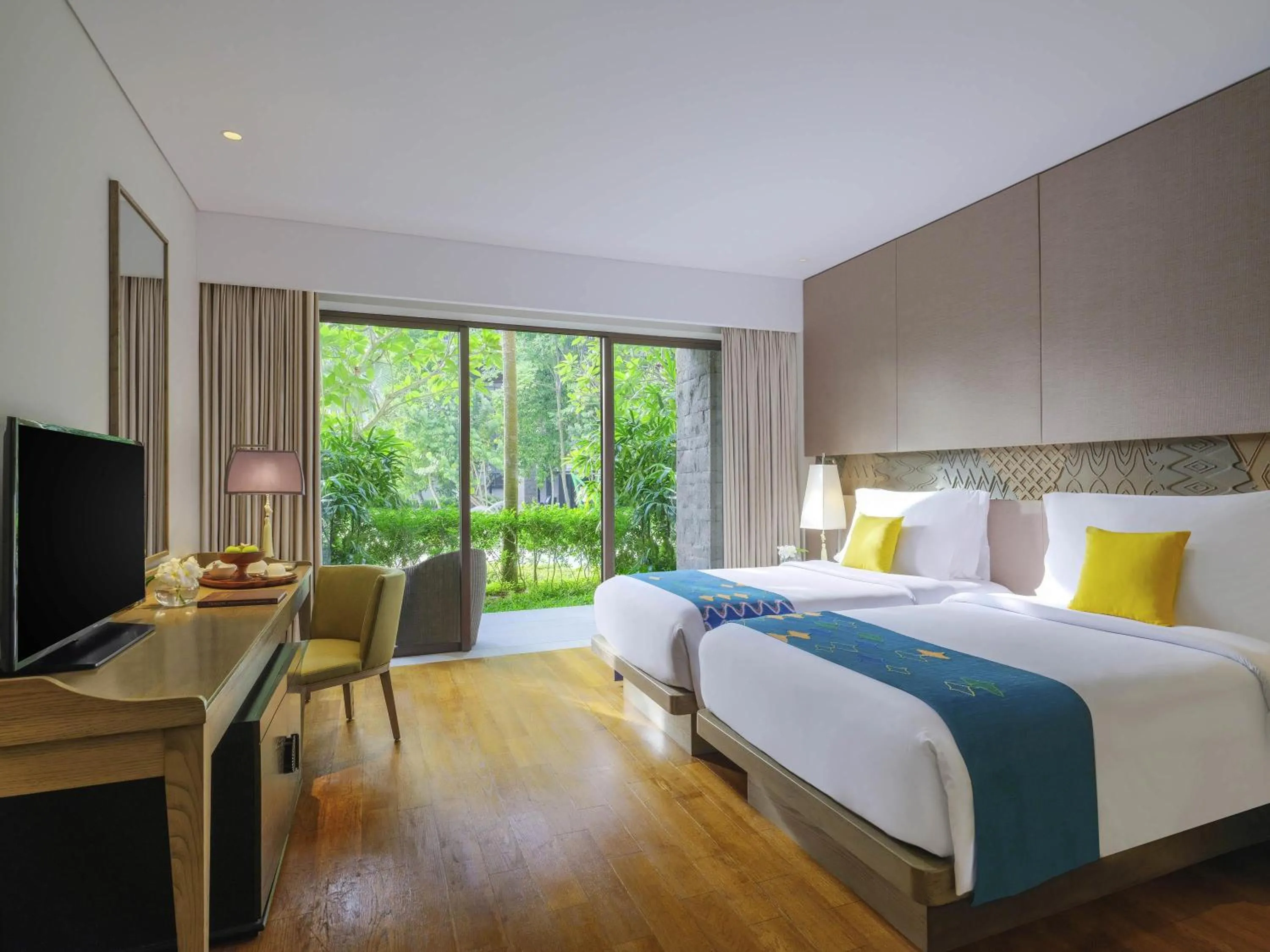 Classic Twin Room with Free Daily Chocolate Hours and Daily Resort Activities in Mövenpick Resort & Spa Jimbaran Bali