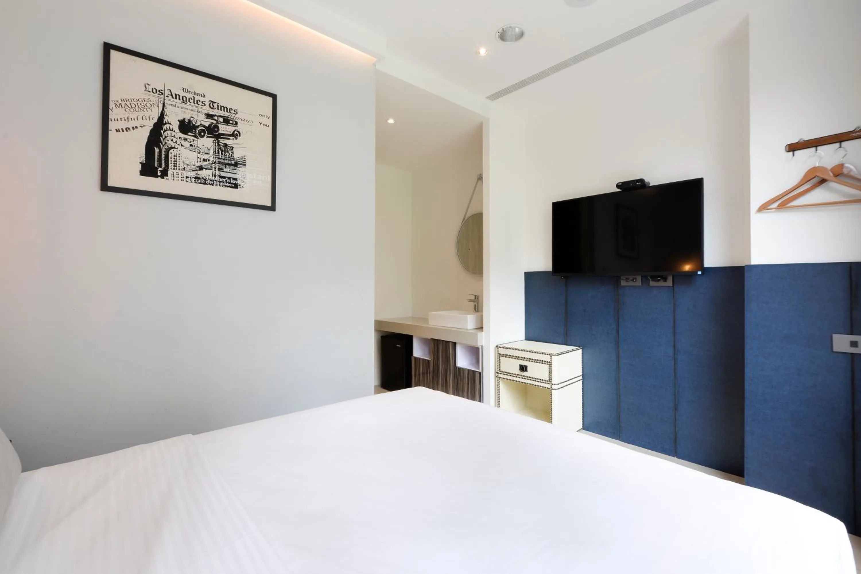 Single Room with Private Bathroom in Taichung Amour Hotel