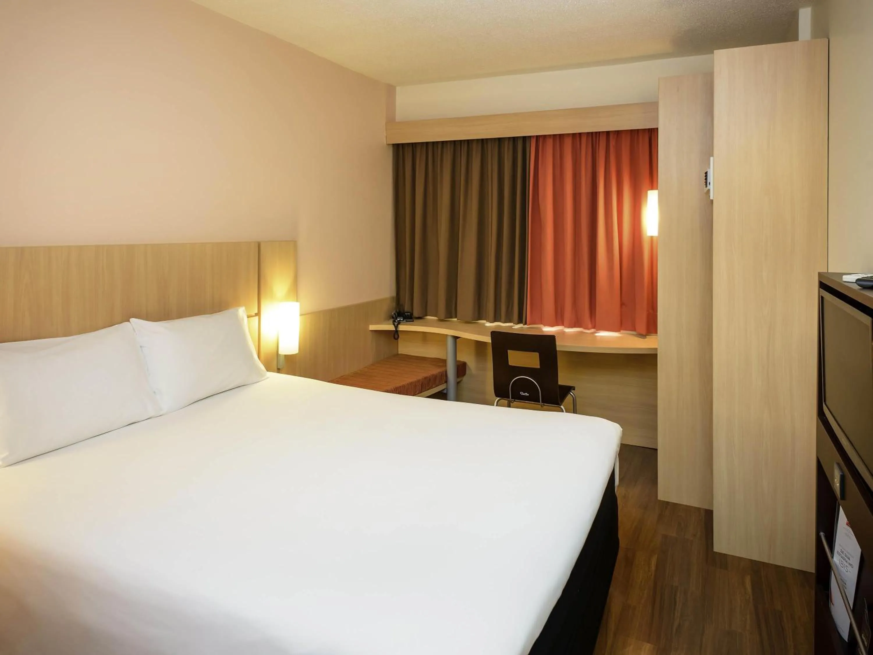 Standard One Double Bed - single occupancy in ibis Recife Boa Viagem