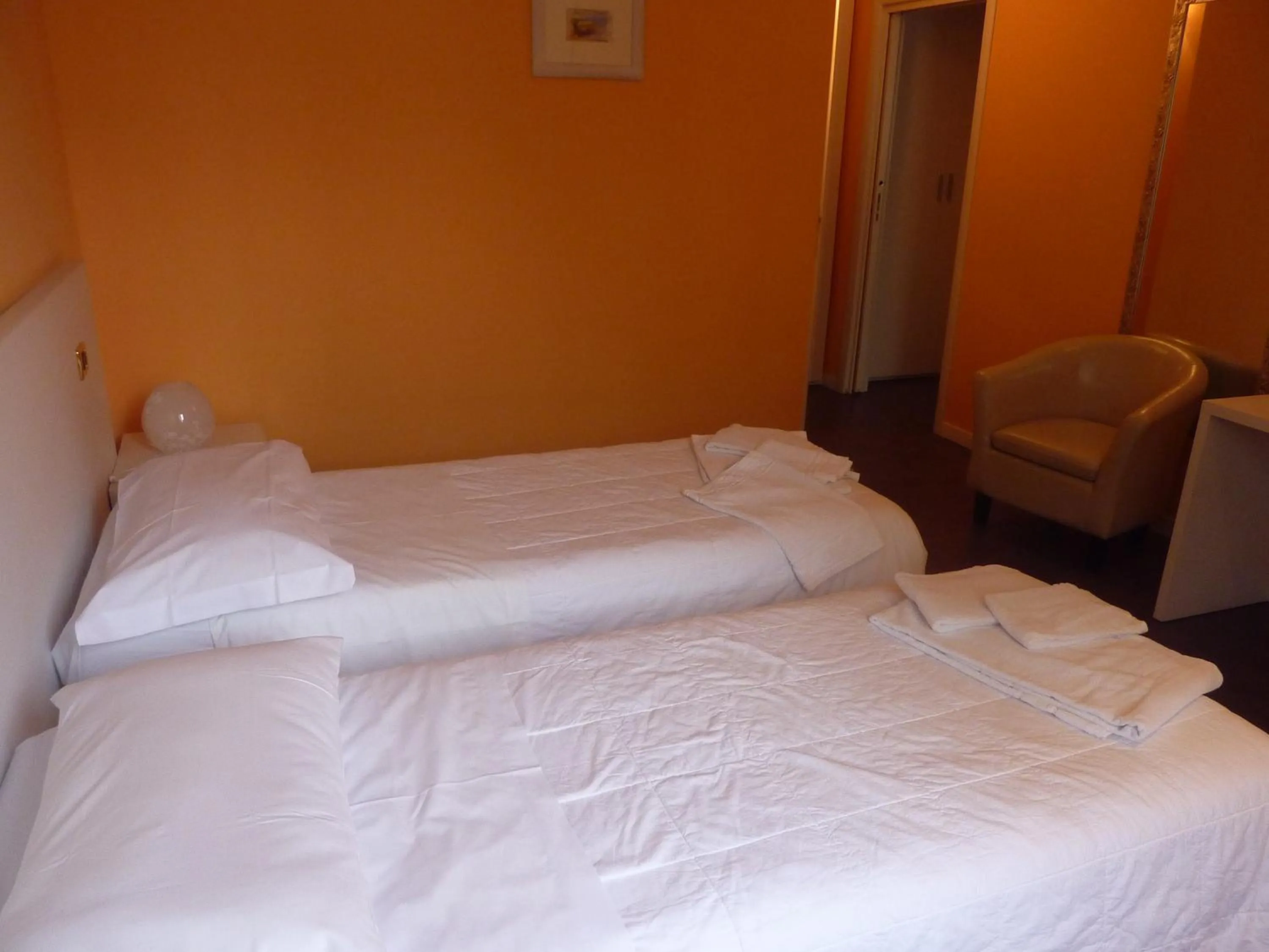 Double or Twin Room in Hotel Padus Meublè Parma