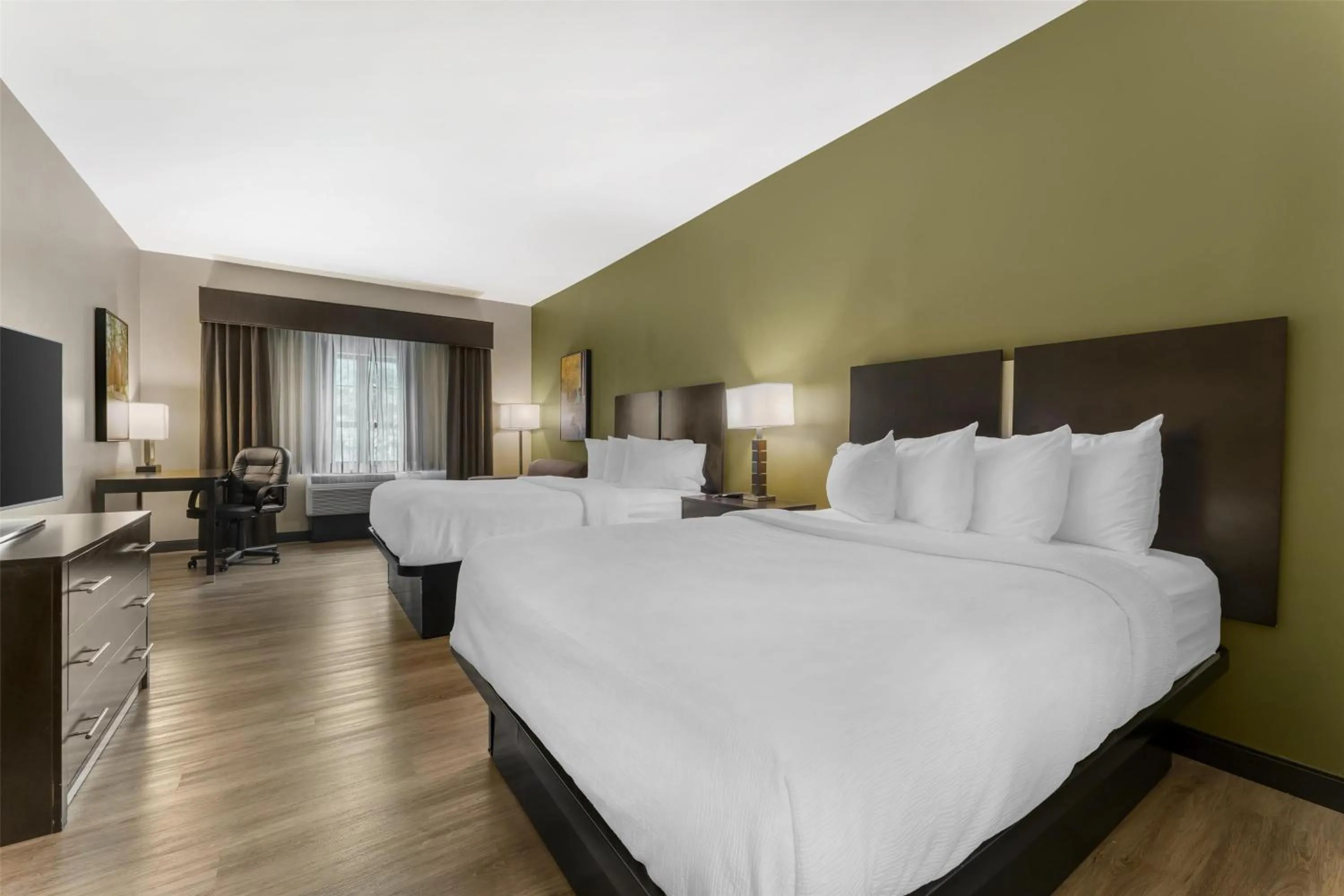 Queen Room with Two Queen Beds and Sofa Bed - Non-Smoking in Best Western Plus Franciscan Square Inn & Suites Steubenville