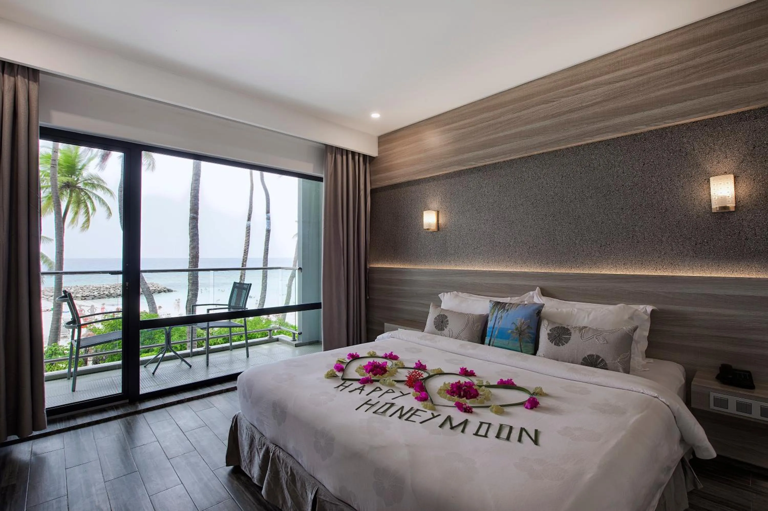 Honeymoon Room with Balcony and Seaview in Kaani Grand Seaview