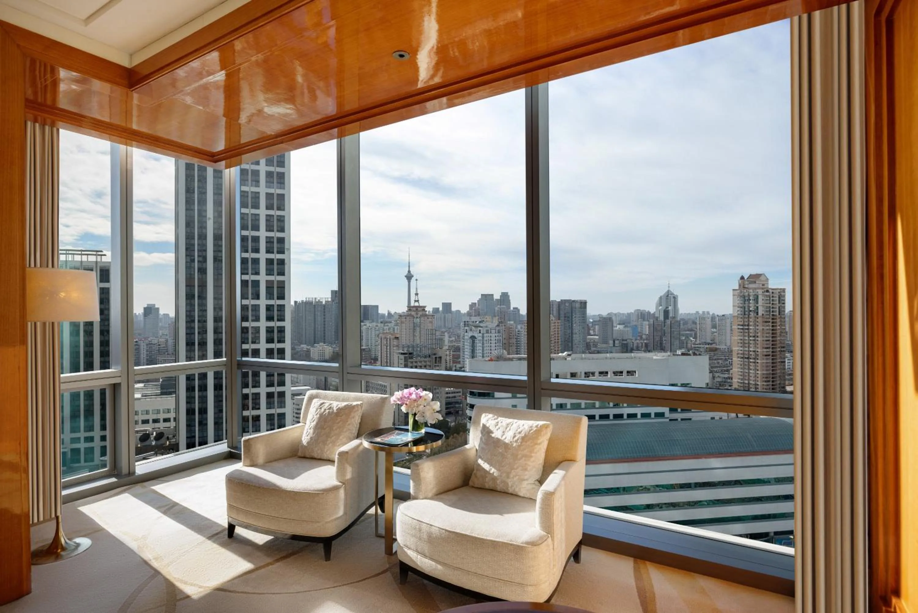 Premier King Room in Four Seasons Hotel Tianjin