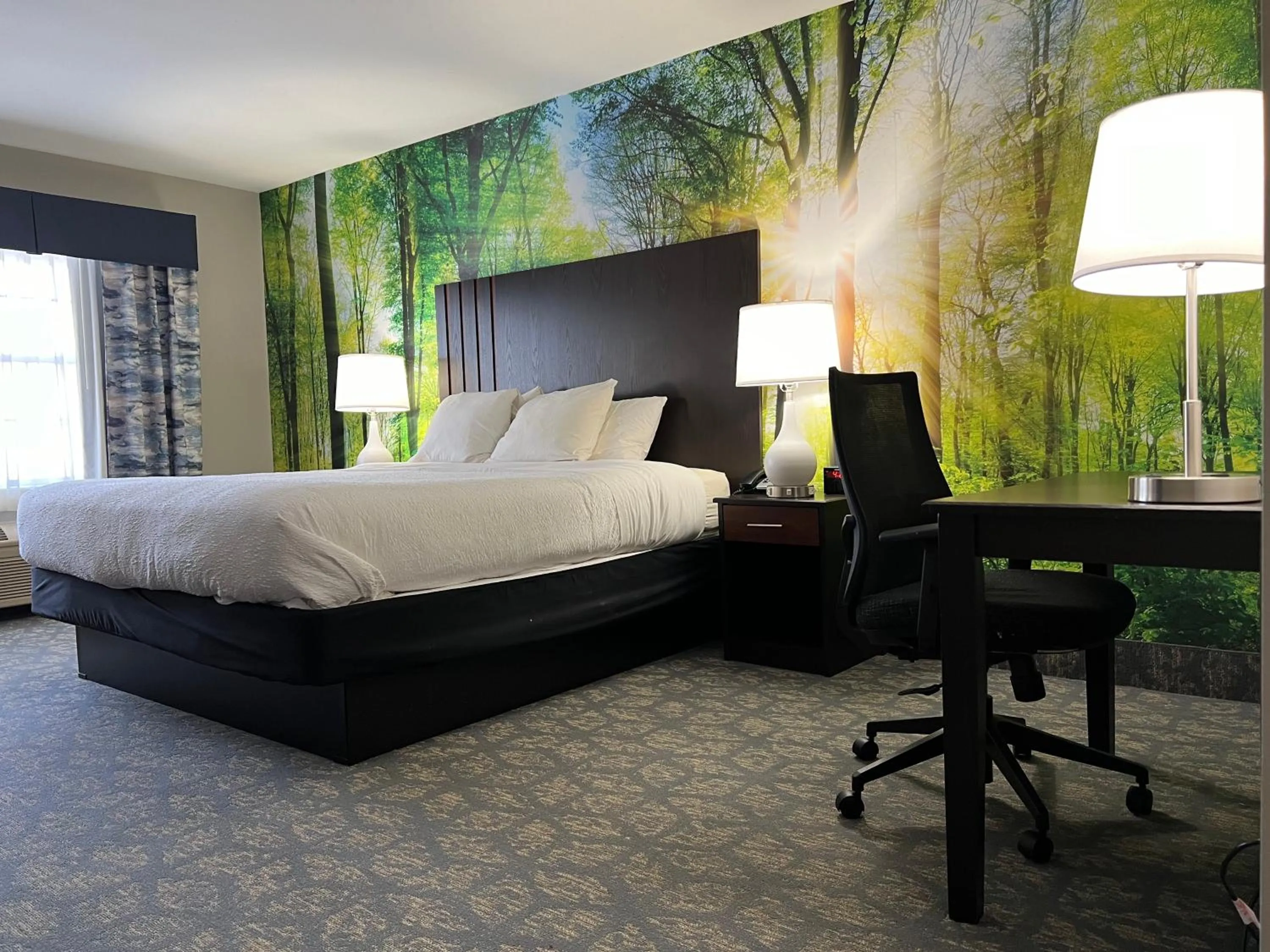 King Room in Casco Bay Inn