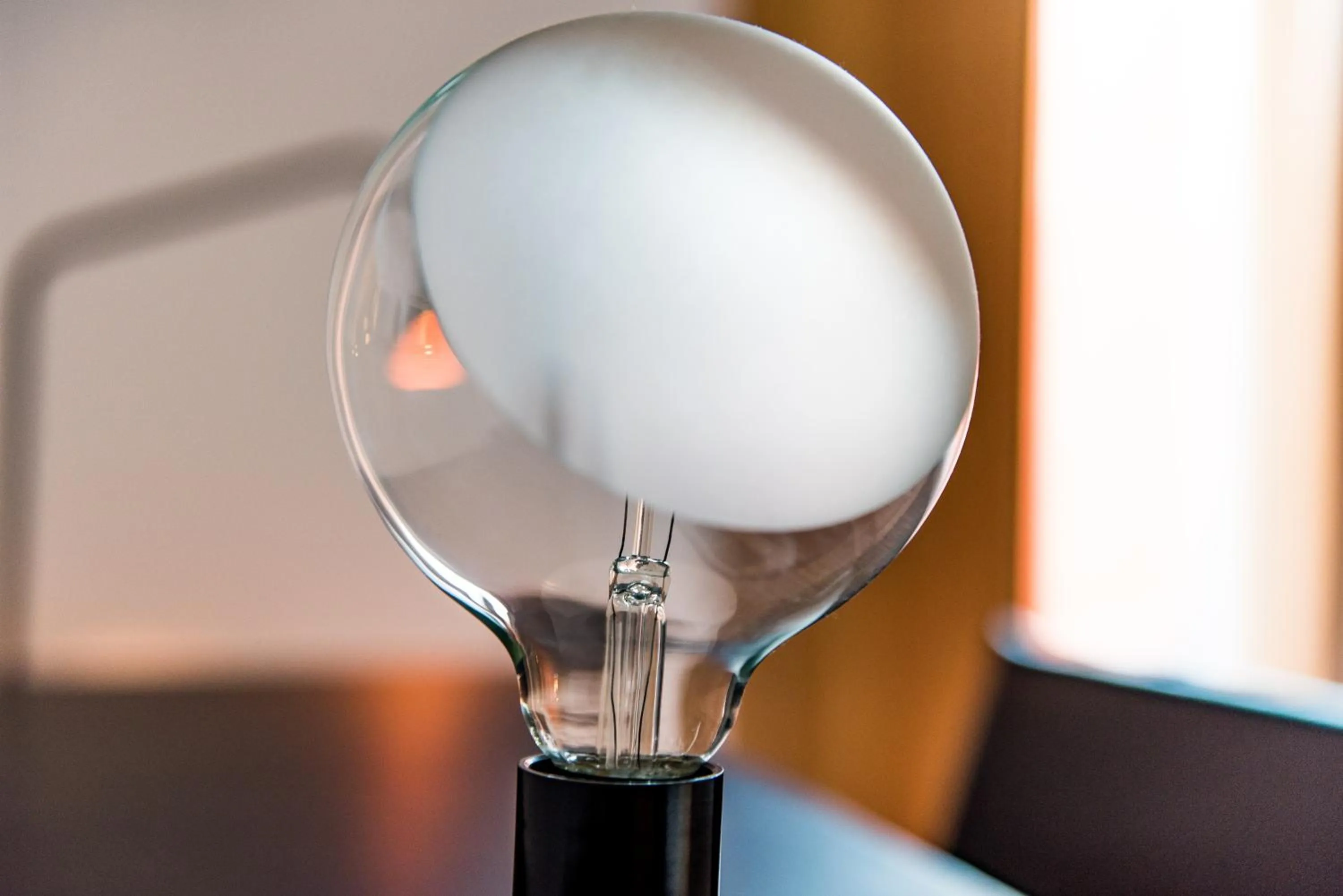 Two-Bedroom Apartment with Terrace in Flora Chiado Apartments