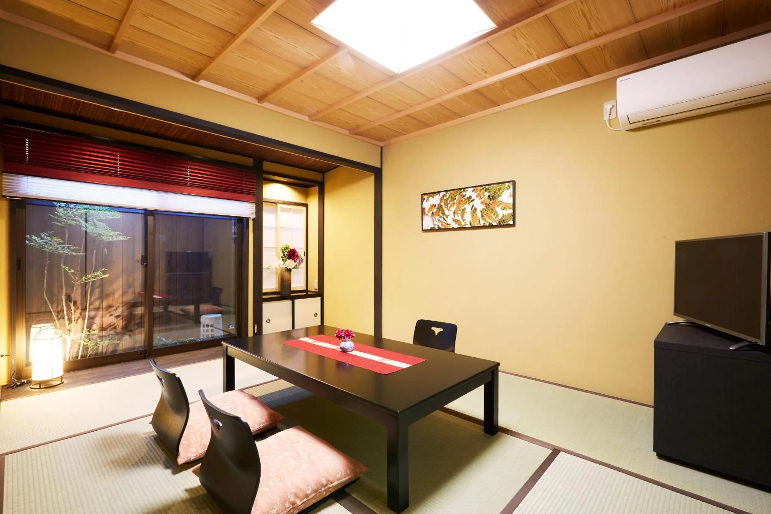 Japanese-Style Townhouse - single occupancy in Rinn Kujoharikoji 59