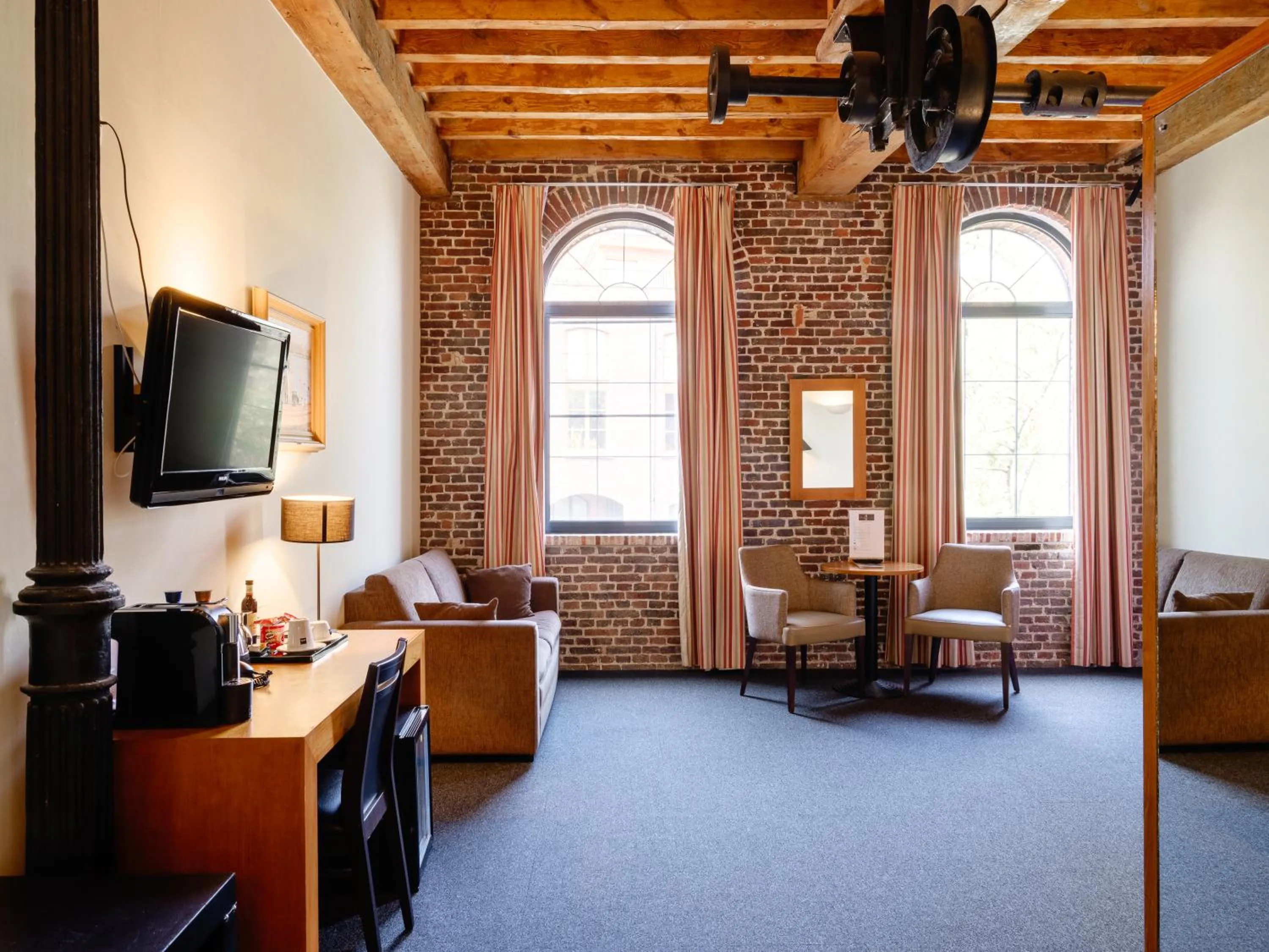 Family Room in Ghent River Hotel