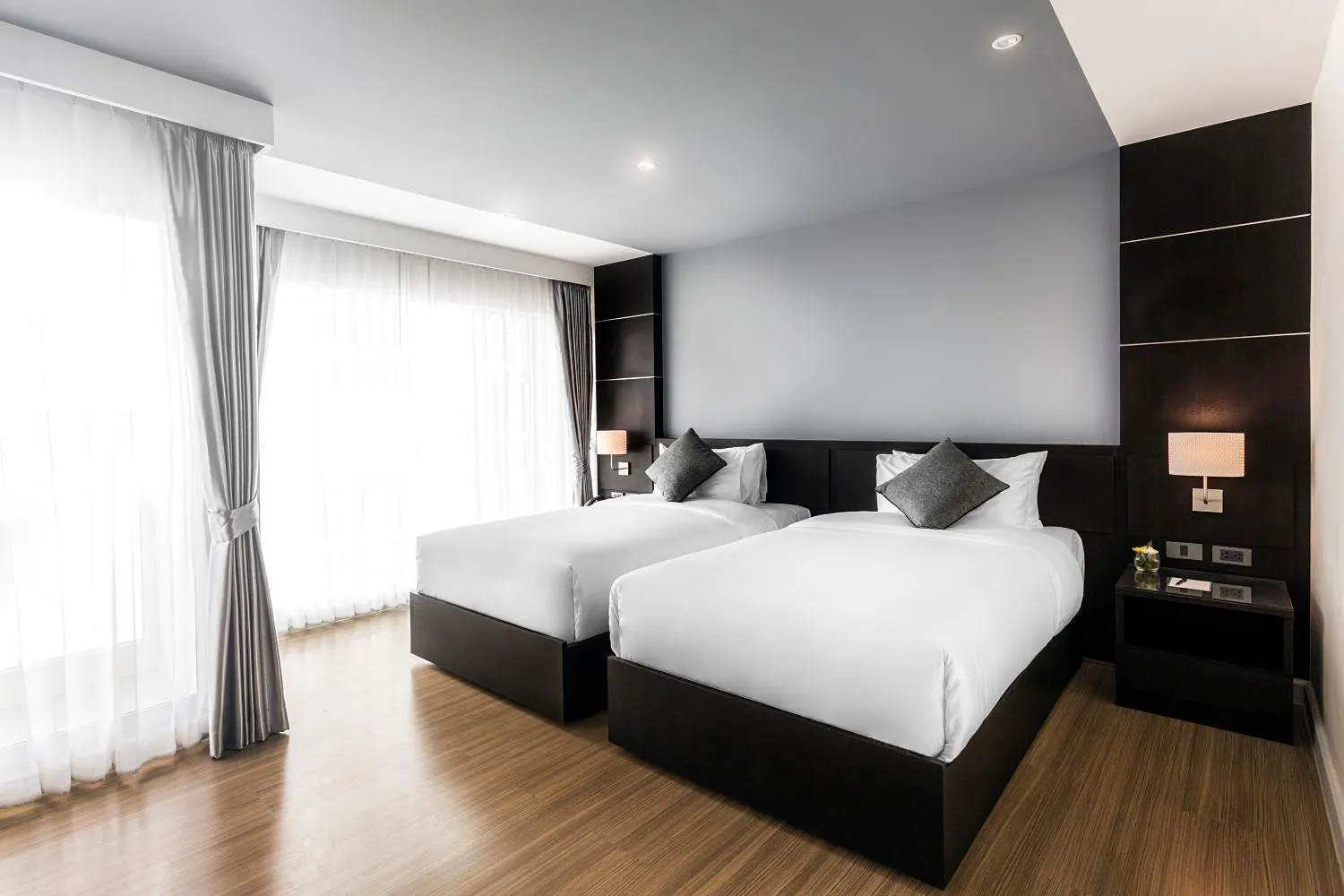 Deluxe Double or Twin Room in Unique Regency Pattaya