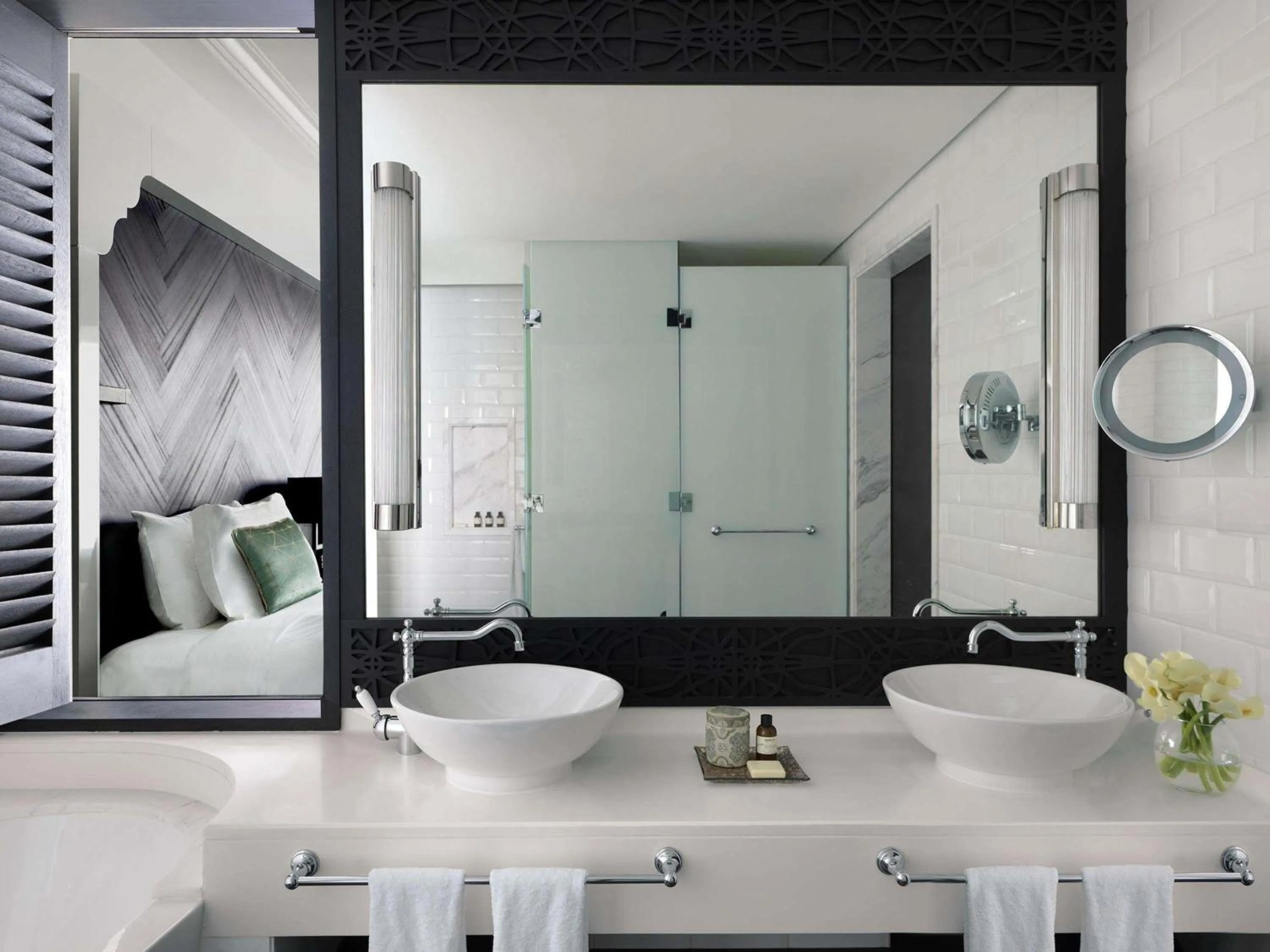 Deluxe King Room with Ocean View in Fairmont Fujairah Beach Resort