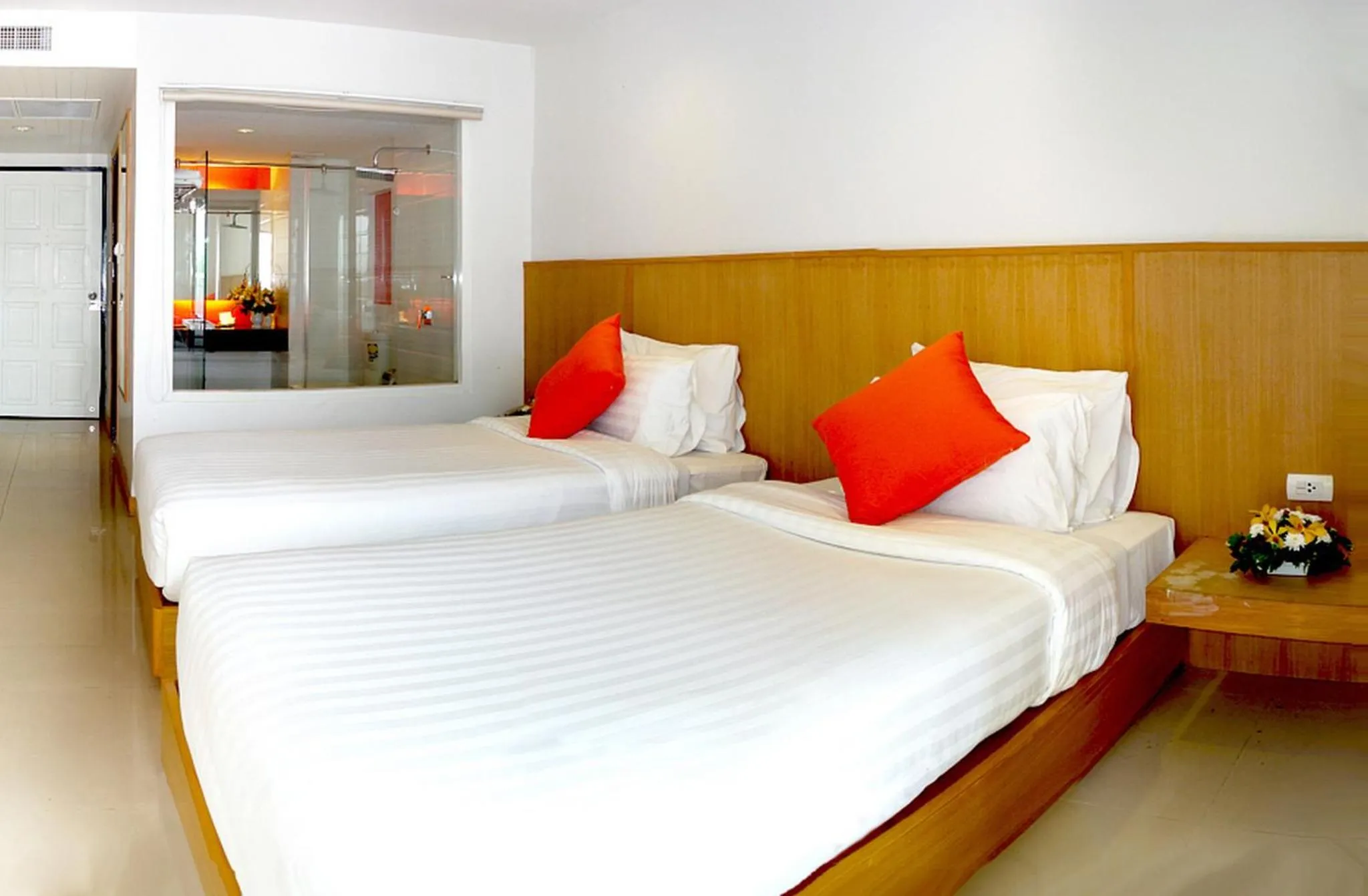 Superior Twin Room in Welcome Jomtien Beach Hotel