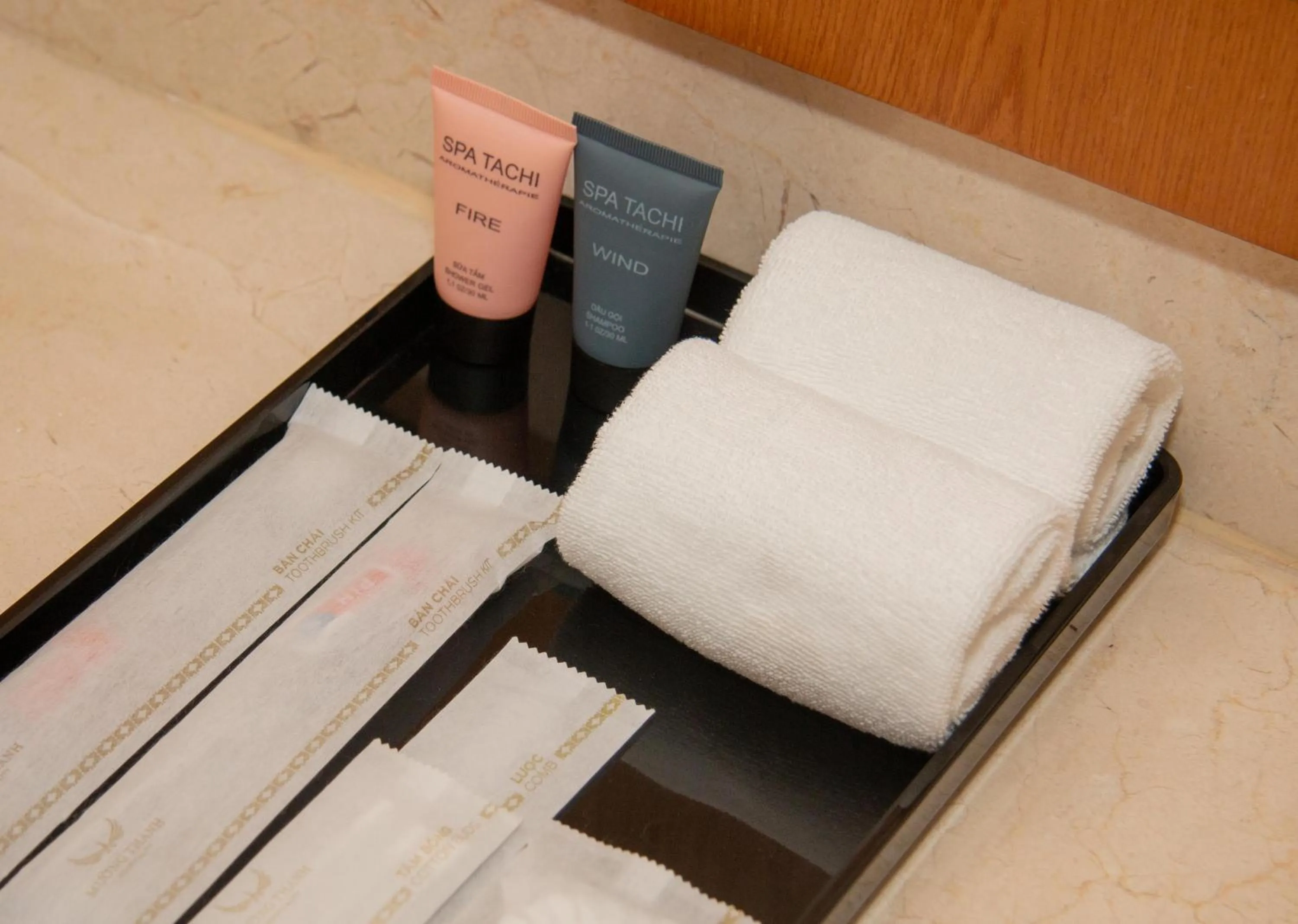 Deluxe Twin Room in Muong Thanh Holiday Con Cuong