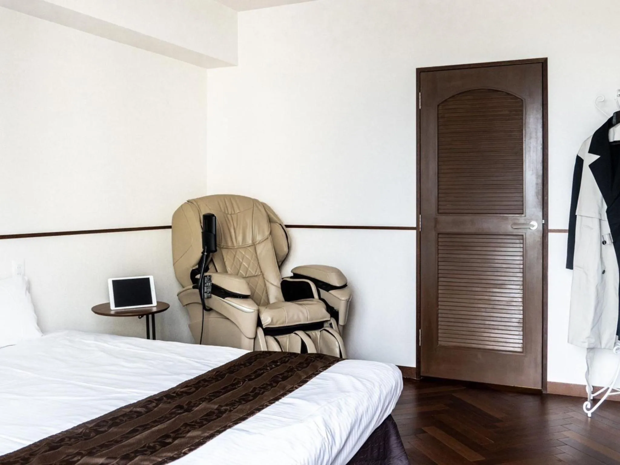 Theater Double Room with Private Sauna and  Massage Chair -Non-Smoking in Hotel Sunset Terrace