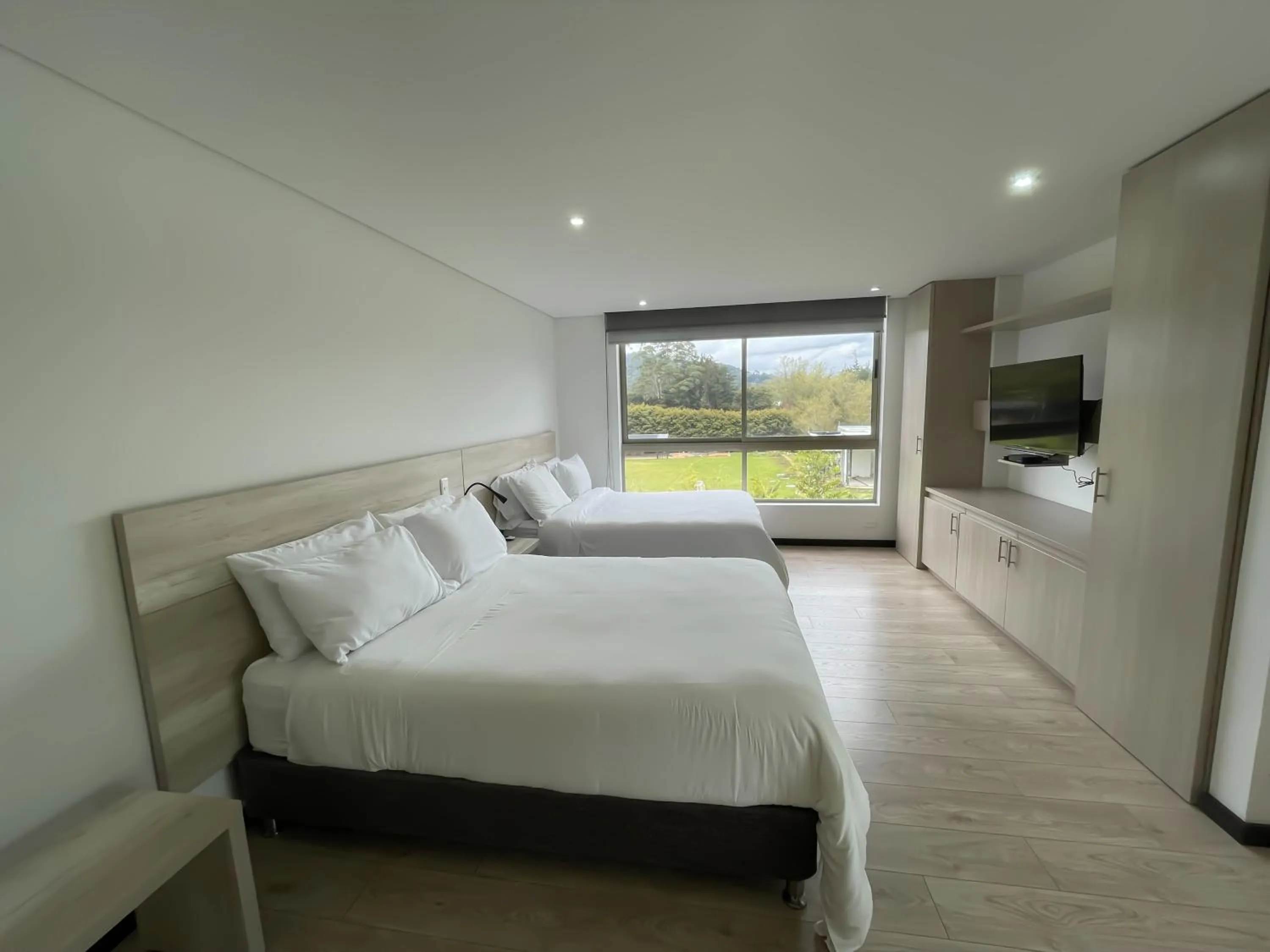 Standard Twin Room in MG Hotels & Suites