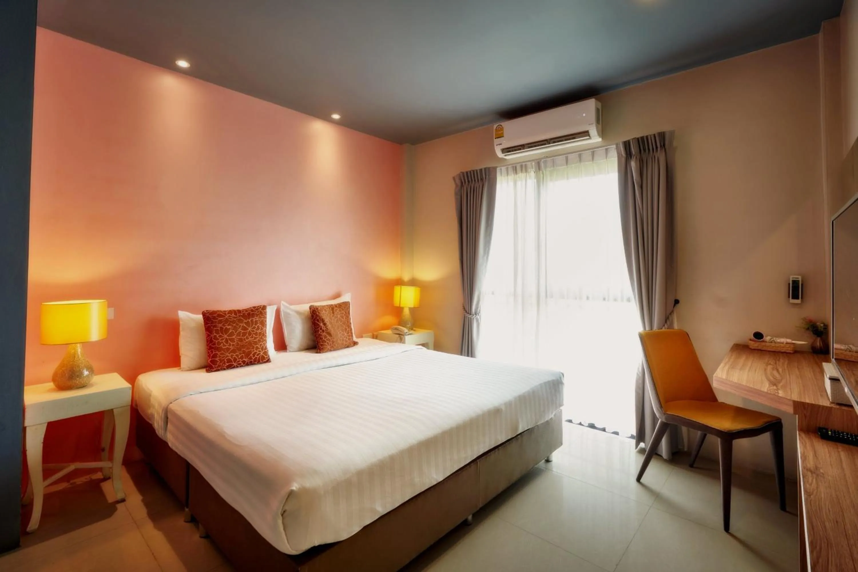 Superior Double Room in H Hotel Phrasing