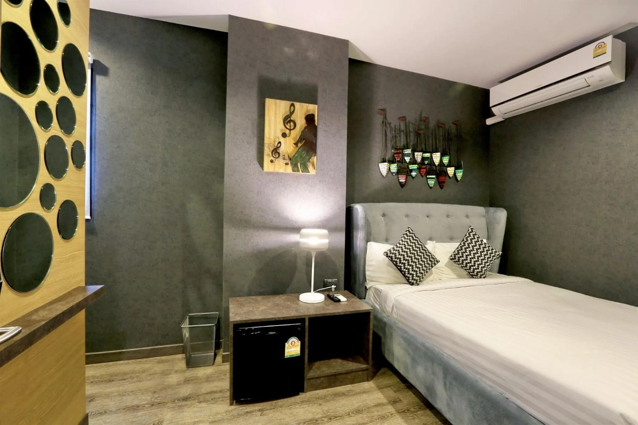 Family Room with Shared Bathroom in The Printing House Poshtel