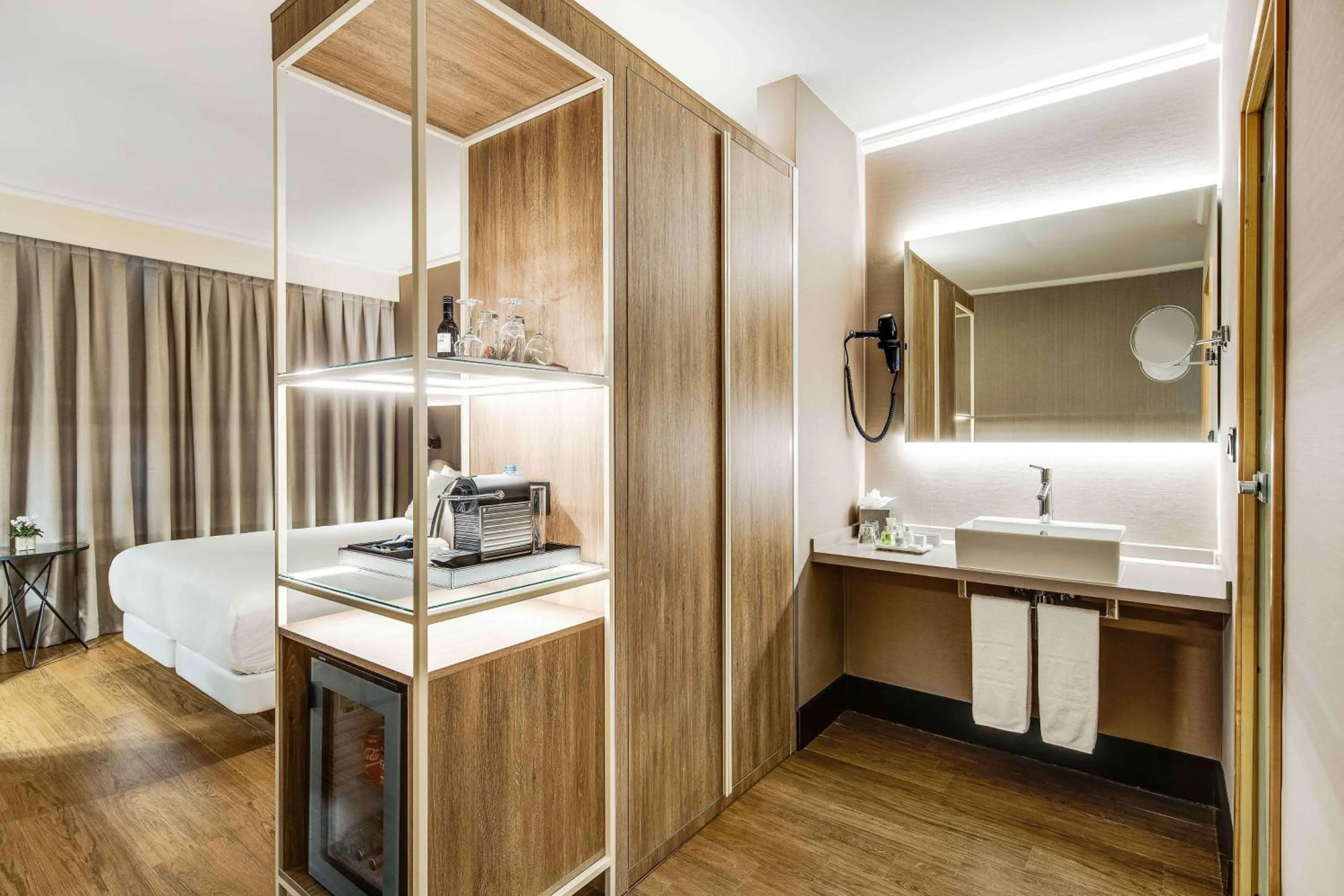 Superior Double or Twin Room in NH Brussels Airport