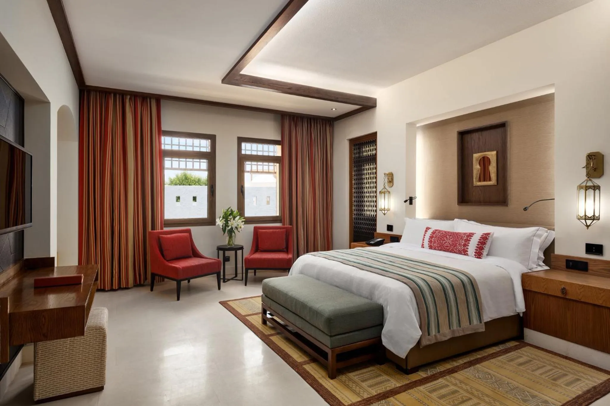 Junior King Suite with City View in InterContinental Durrat Al Riyadh Resort & Spa by IHG