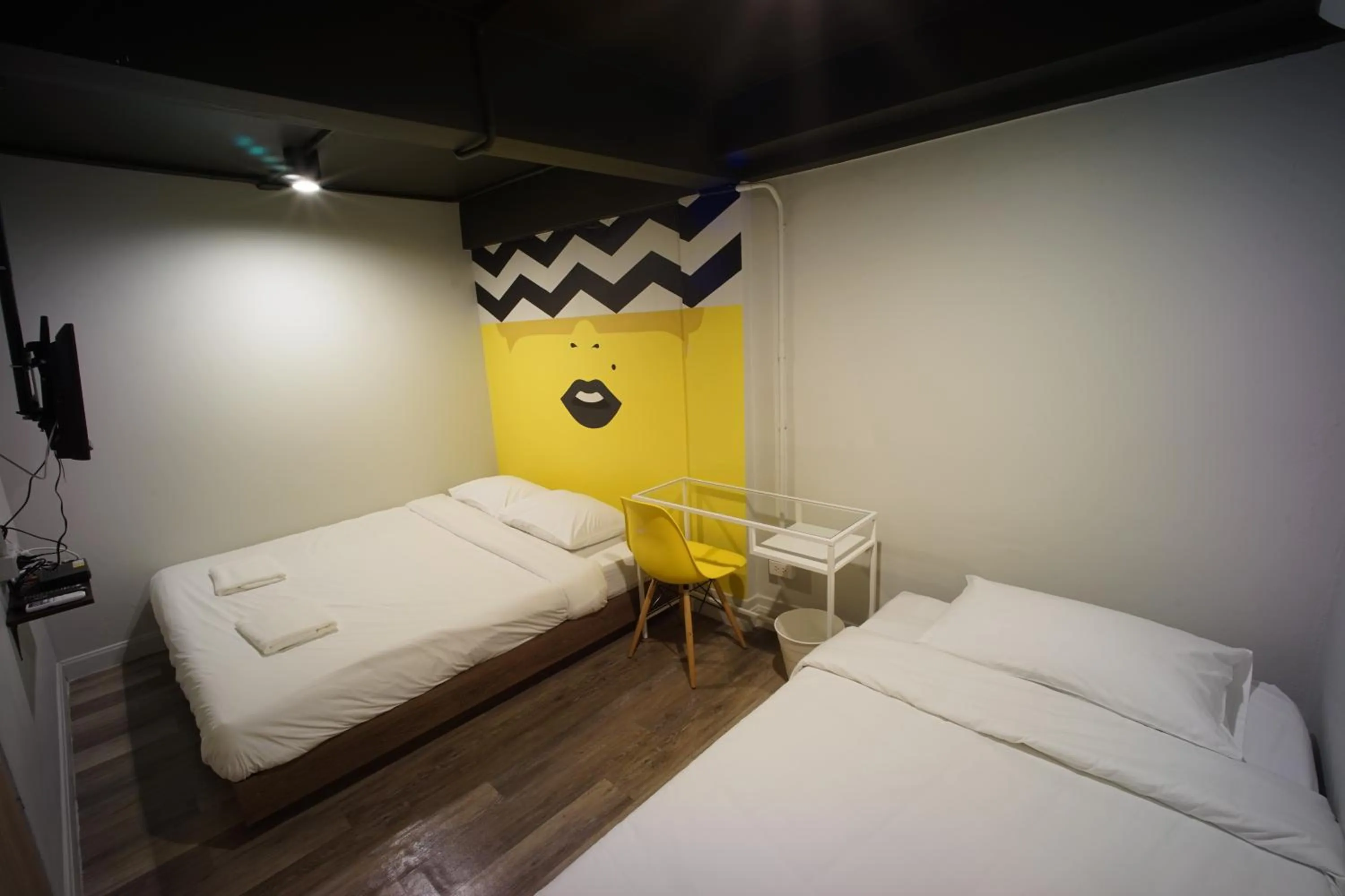 Triple Room with Shared Bathroom in BRB Hostel Bangkok Silom