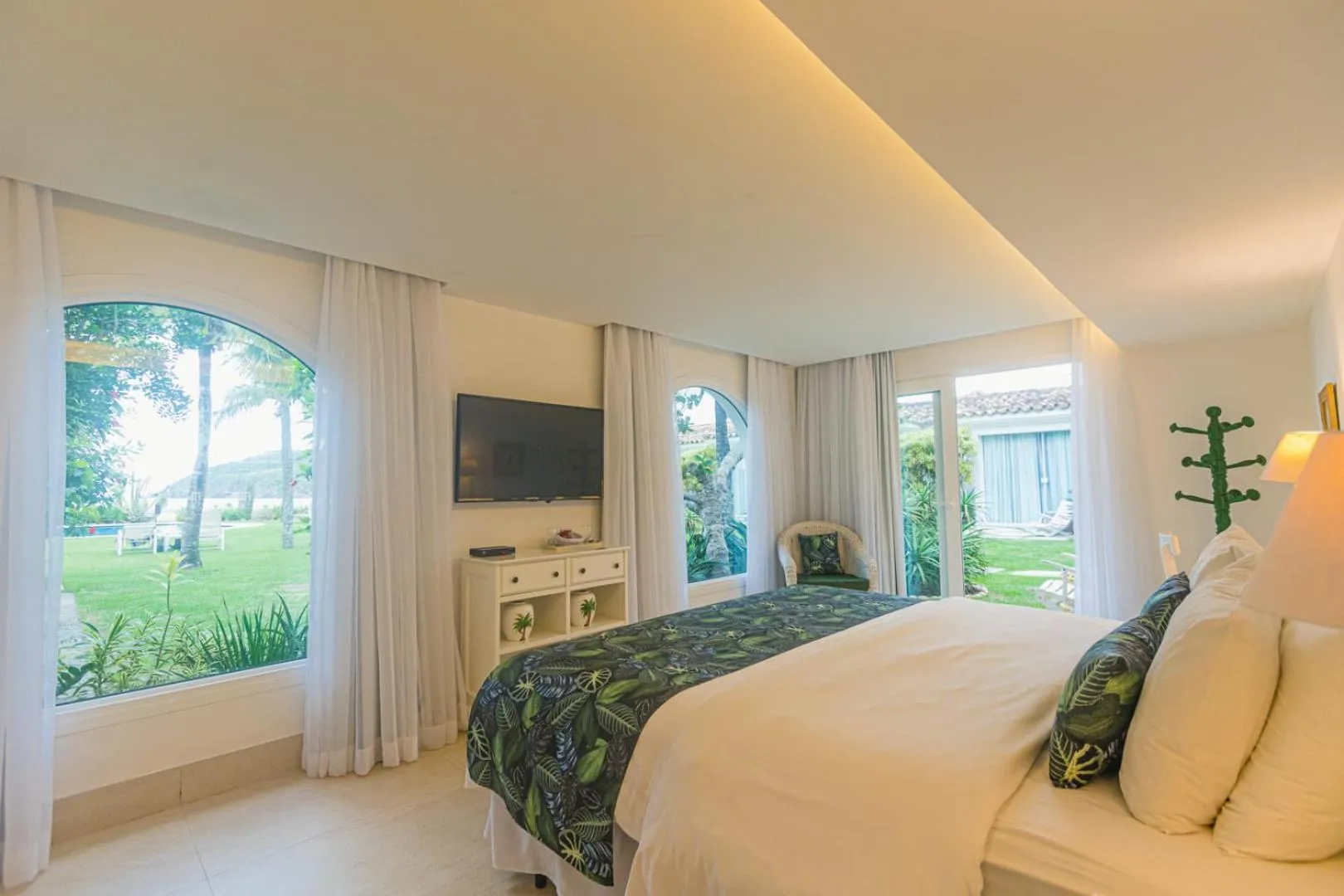 Deluxe Room in Villa Raphael