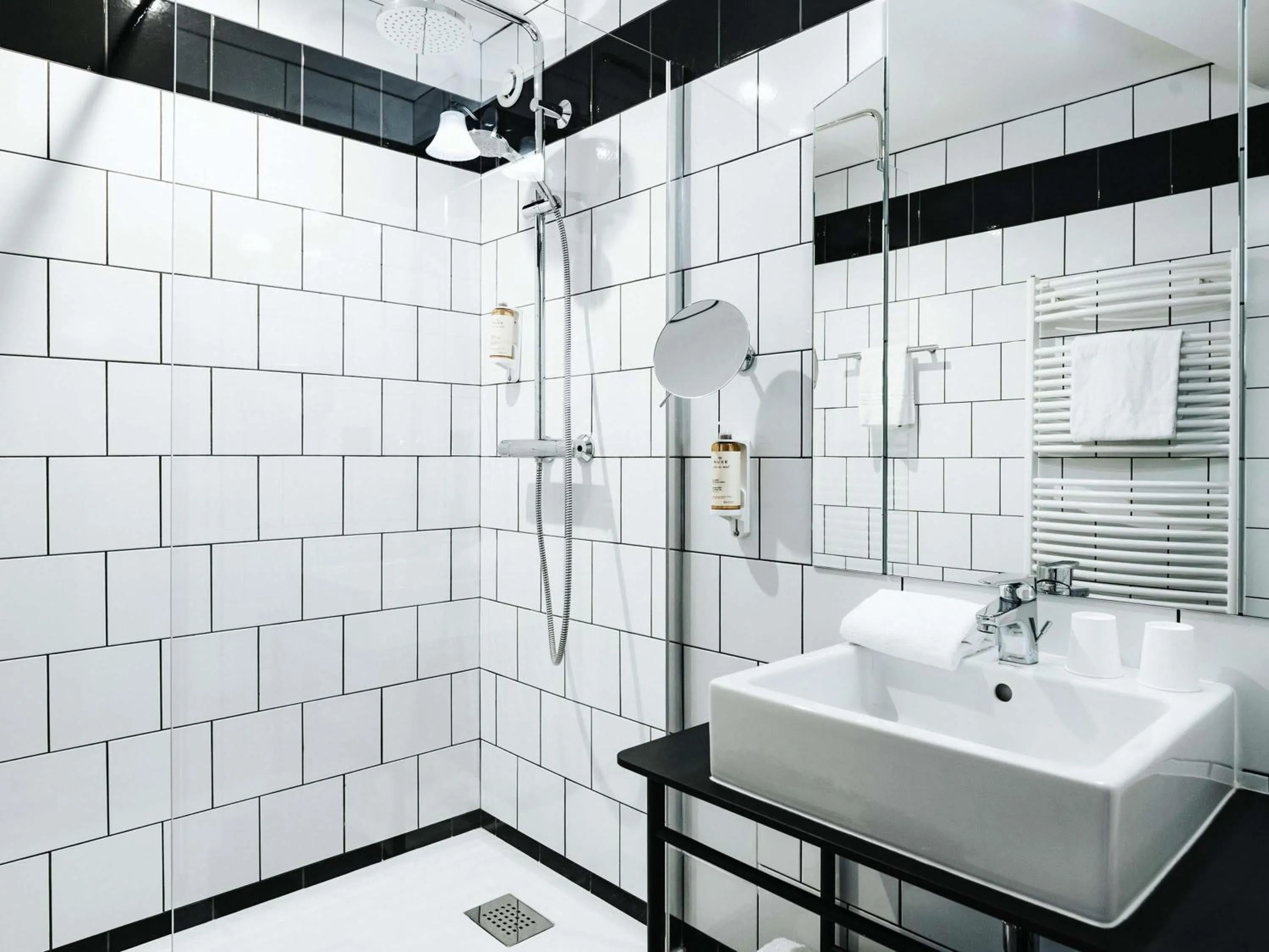 Standard Double Room - City Side in Hotel Mercure Roscoff Bord De Mer