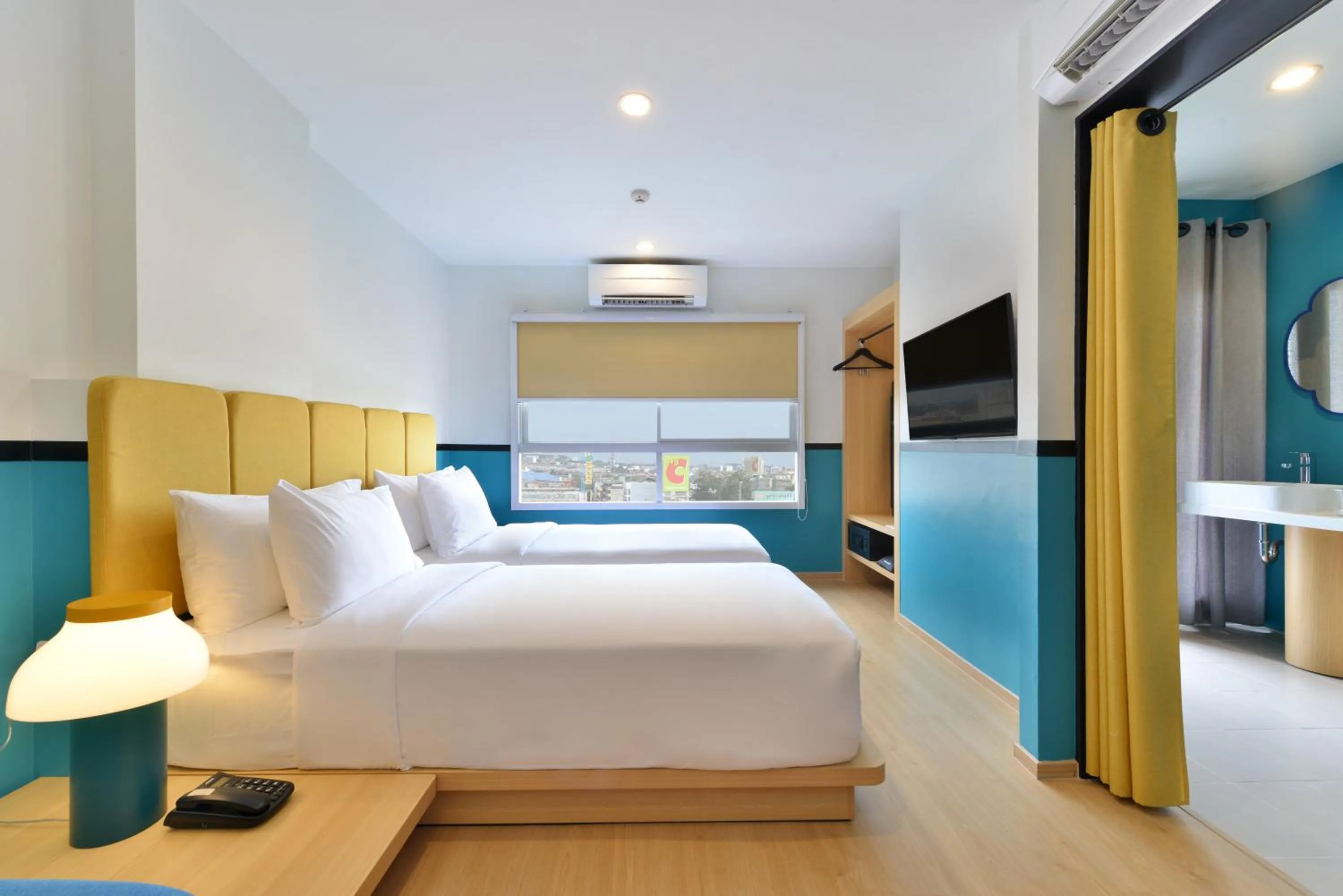 Deluxe Twin/Double Room in The Grass Serviced Suites