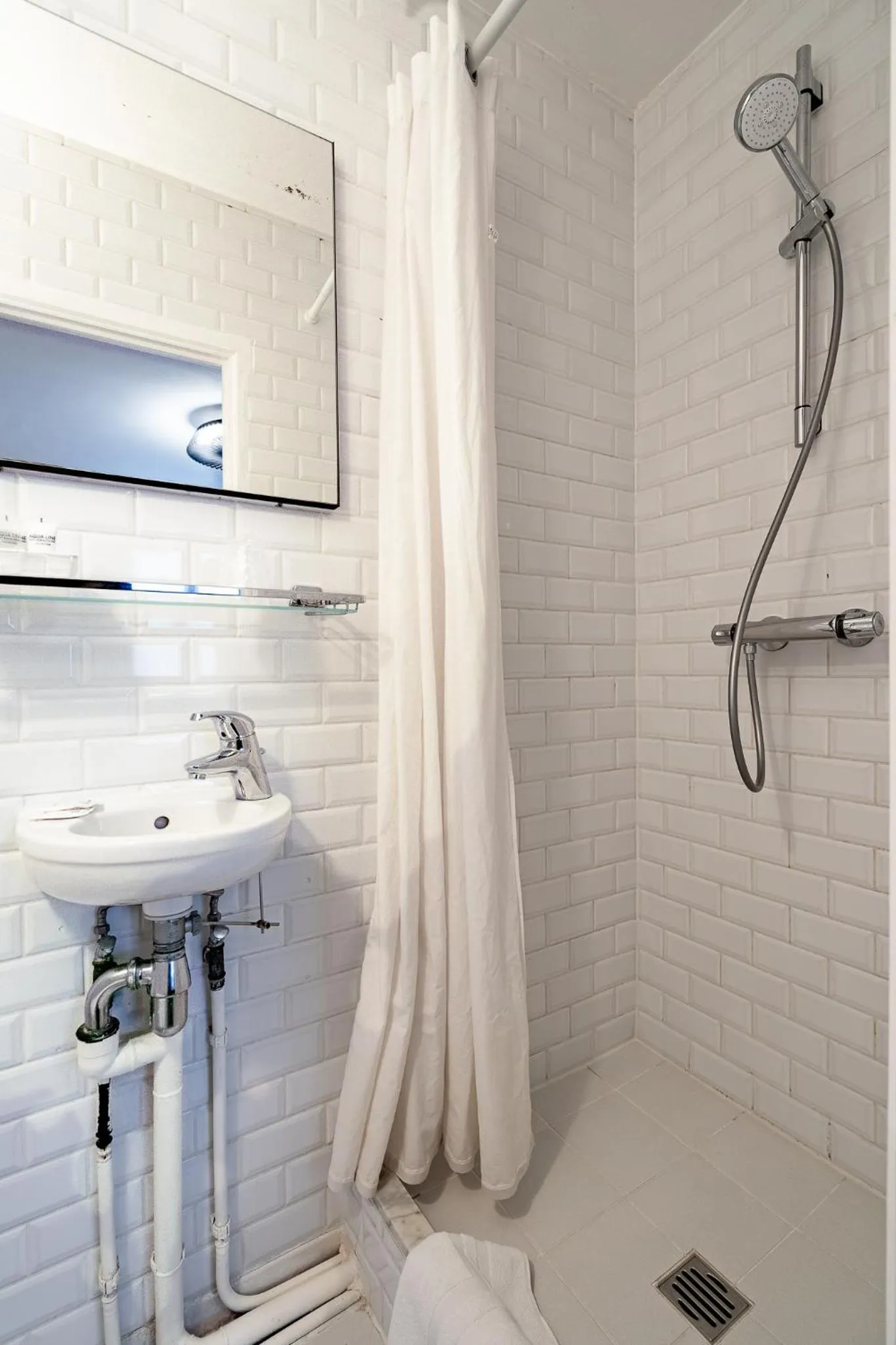 Budget Double Room in Hotel Jacobs