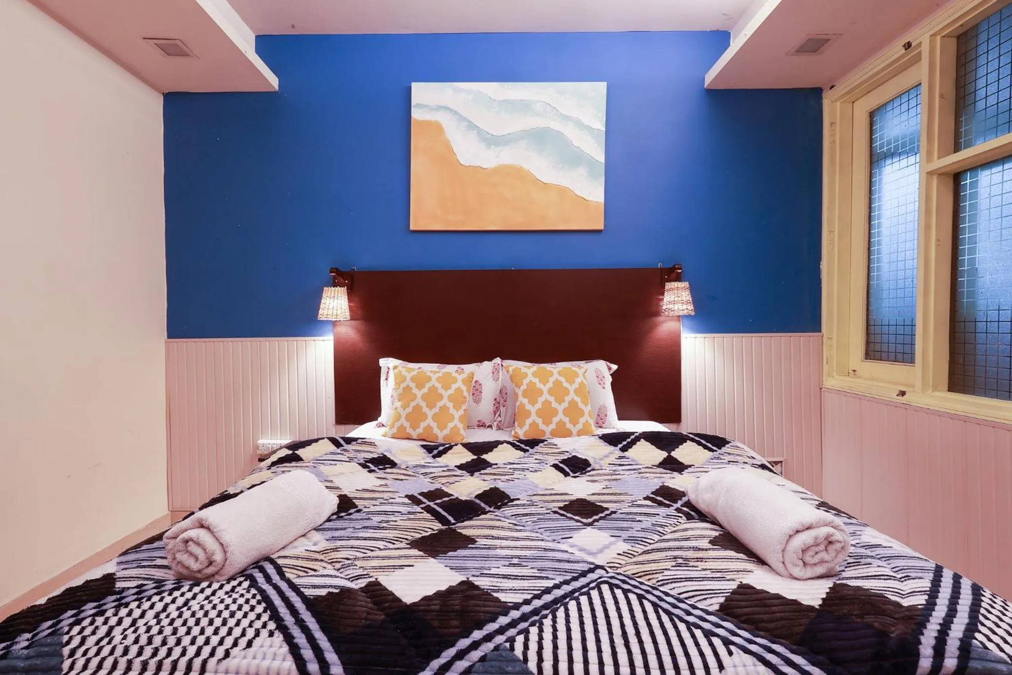 Budget Double or Twin Room - single occupancy in AmigosIndia